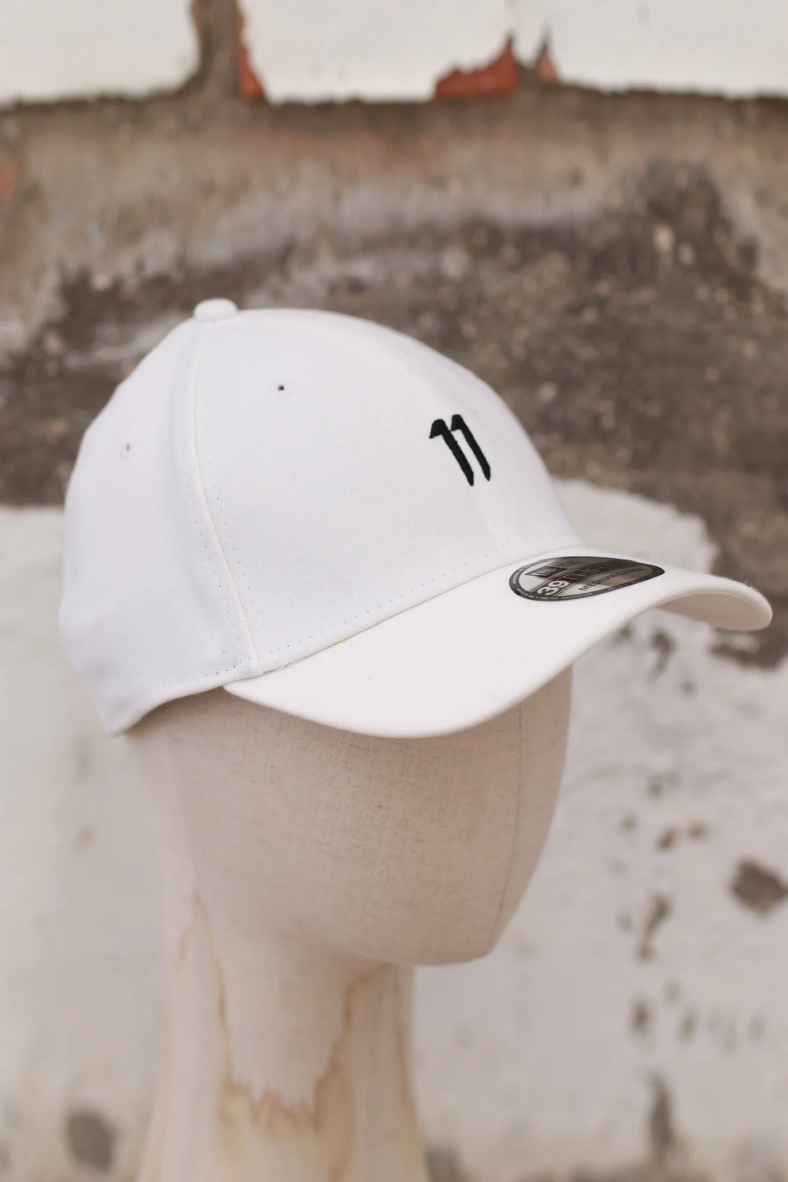 11 By Boris Bidjan Saberi Hat Collection ST 39THIRTY 11xNE-BAI/HEI White and Black 11 - Image 2