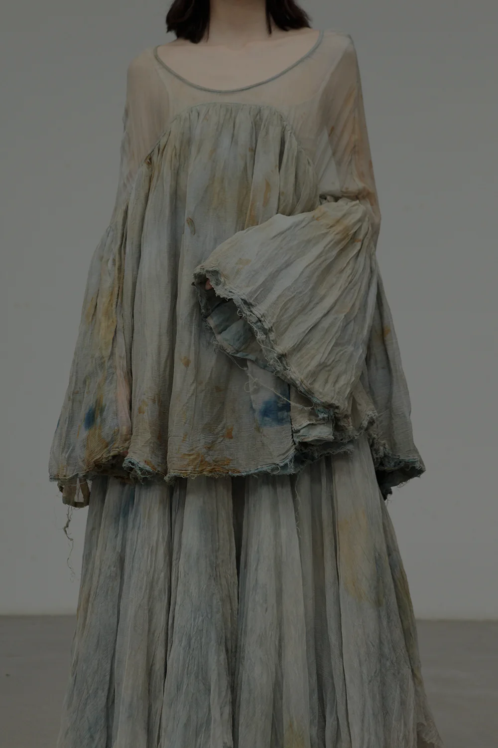 a research of elapsing hand-dyed double-layer silk top z-7055 jade - Image 5