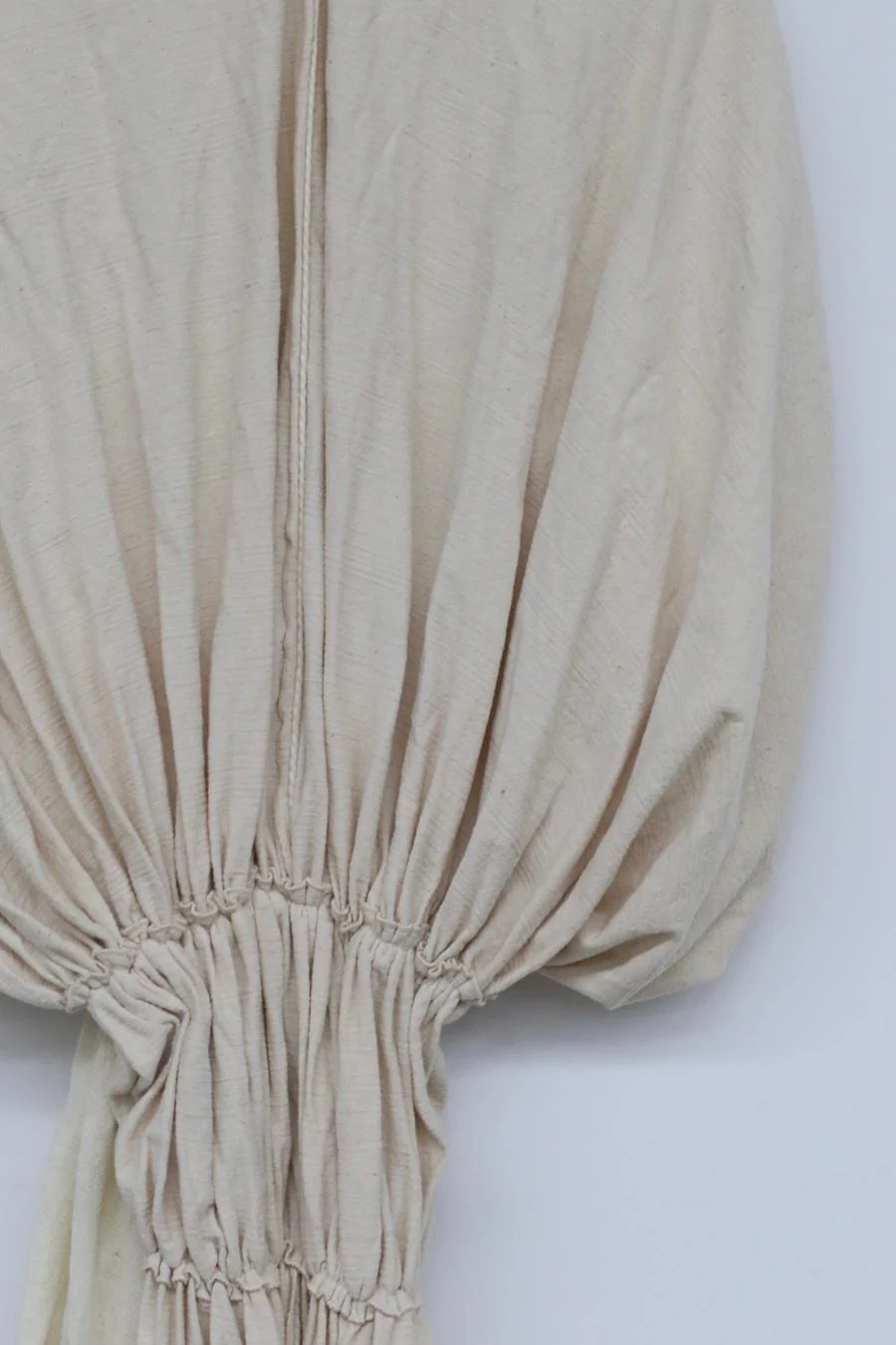 A Research of Elapsing Packing full filament folds evening dress z-6965 - Image 3
