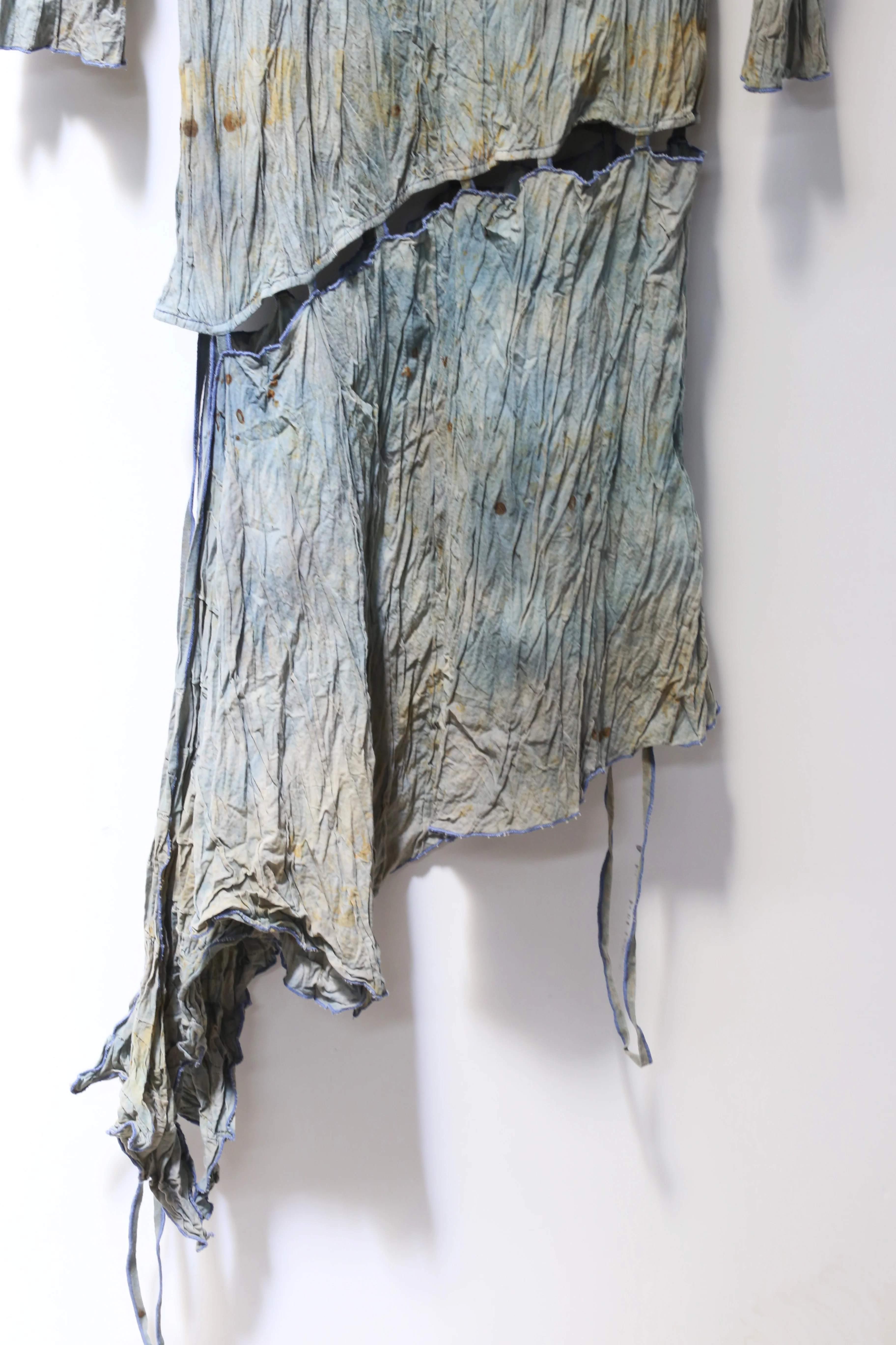 a research of elapsing plant-dyed hollow dress z-7067 - Image 7