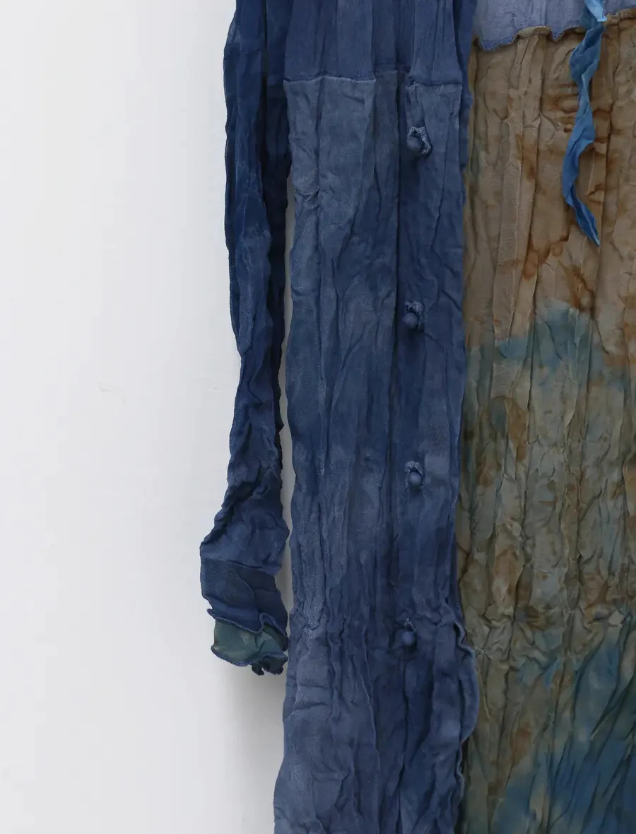 a research of elapsing plant-dyed silk coat z-6629 - Image 10