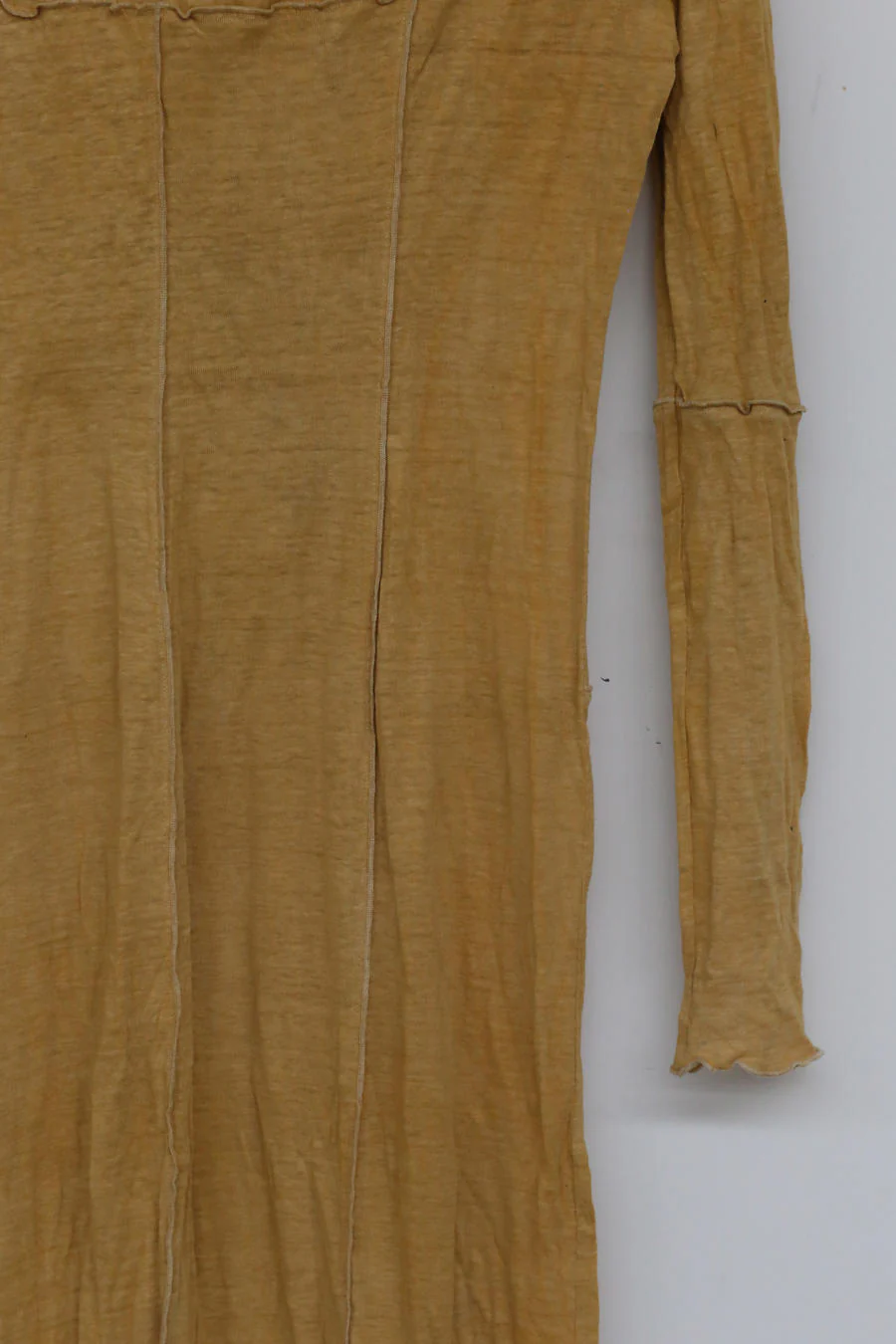 a research of elapsing rust-dyed cotton and linen dress Z-6833 - Image 11