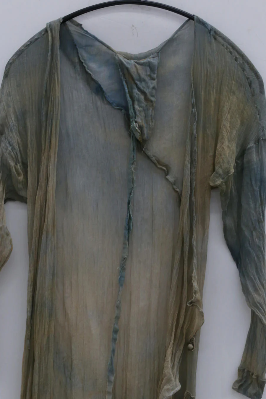a research of elapsing silk cardigan z-6987 flower dyed blue - Image 5
