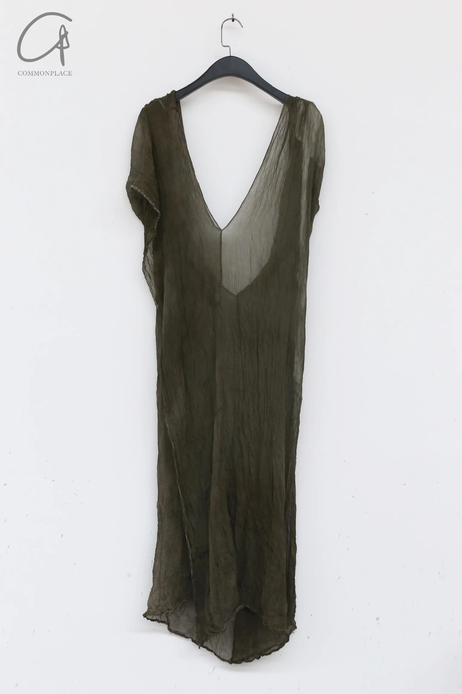 a research of elapsing sleeveless loose dress Z-6693 olive green - Image 5