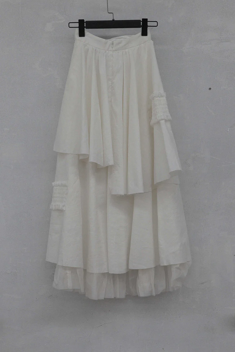 A Tentative Atelier A1919501 White asymmetric pleated skirt - Image 14