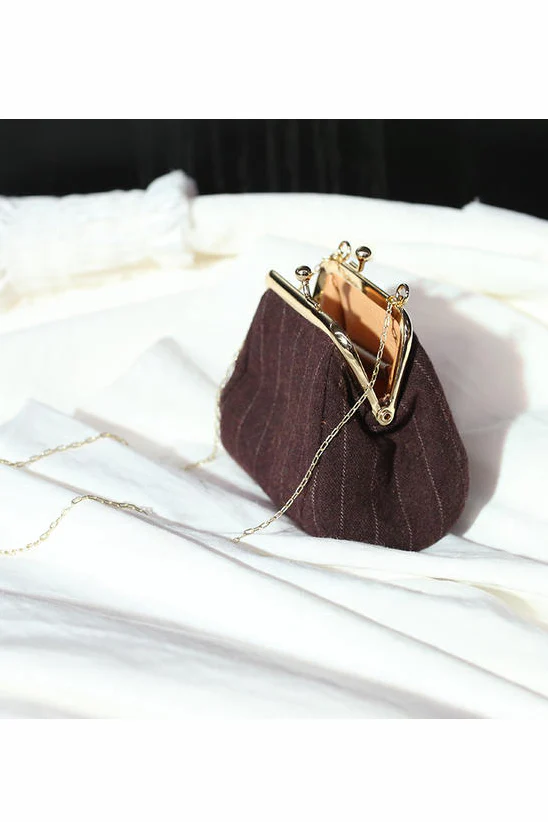 A Tentative Atelier A1920153c Flower Gold Bag - Image 4