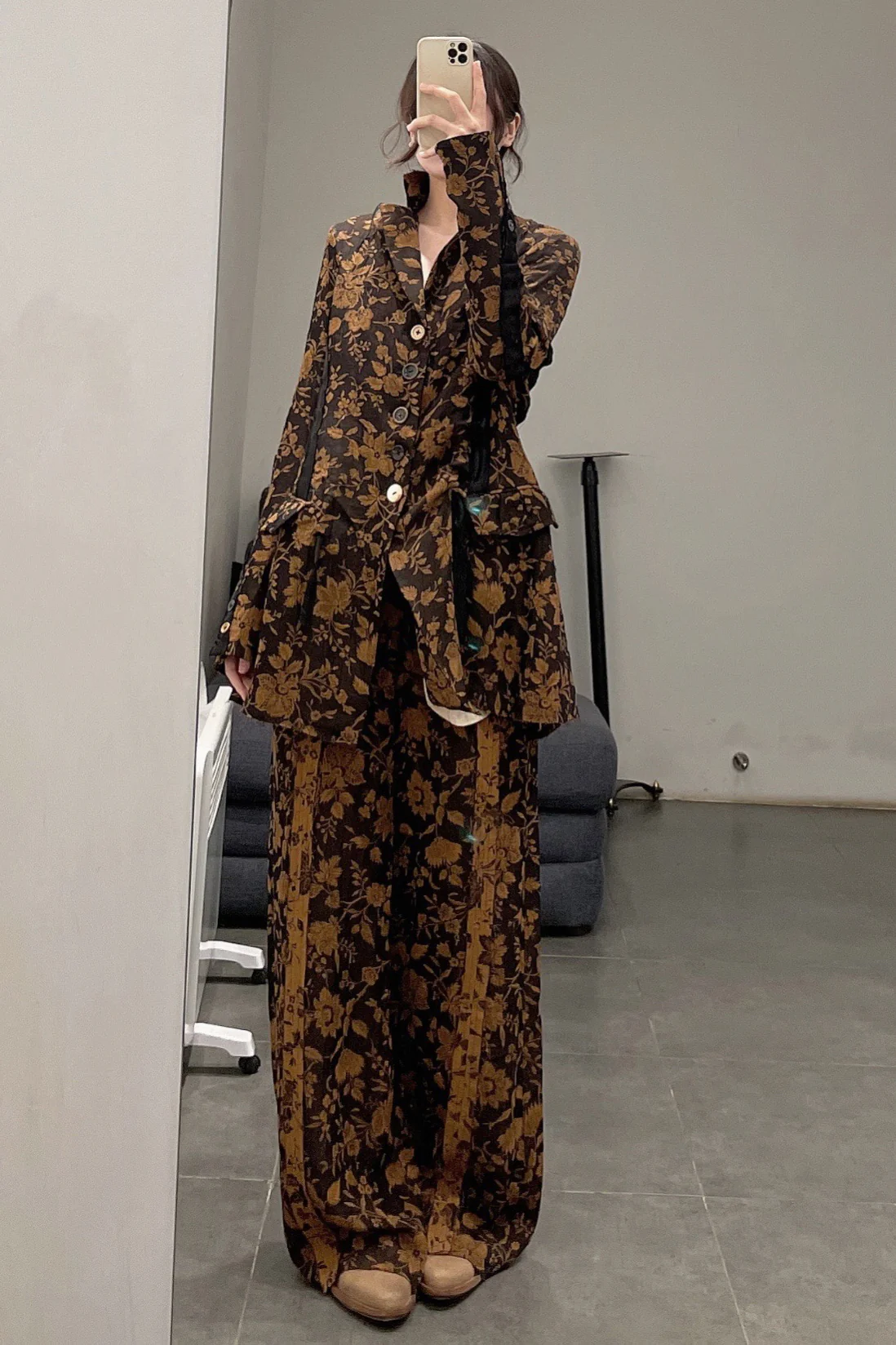 A Tentative Atelier a2121336 Jacquard suit - Image 3