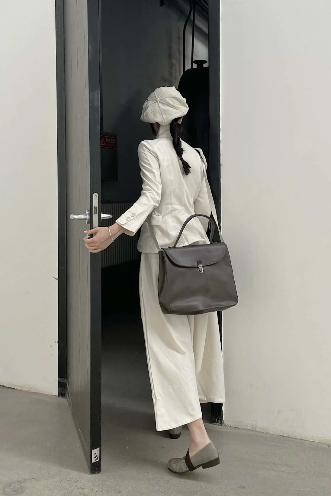 A Tentative Atelier Braided French Hat a2222142B - Image 33
