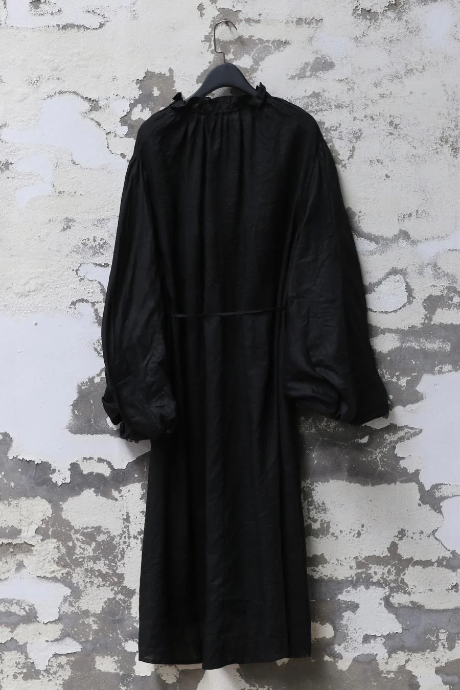 A Tentative Atelier Draped Batwing Sleeve Pleated Dress P23237A05a - Image 4