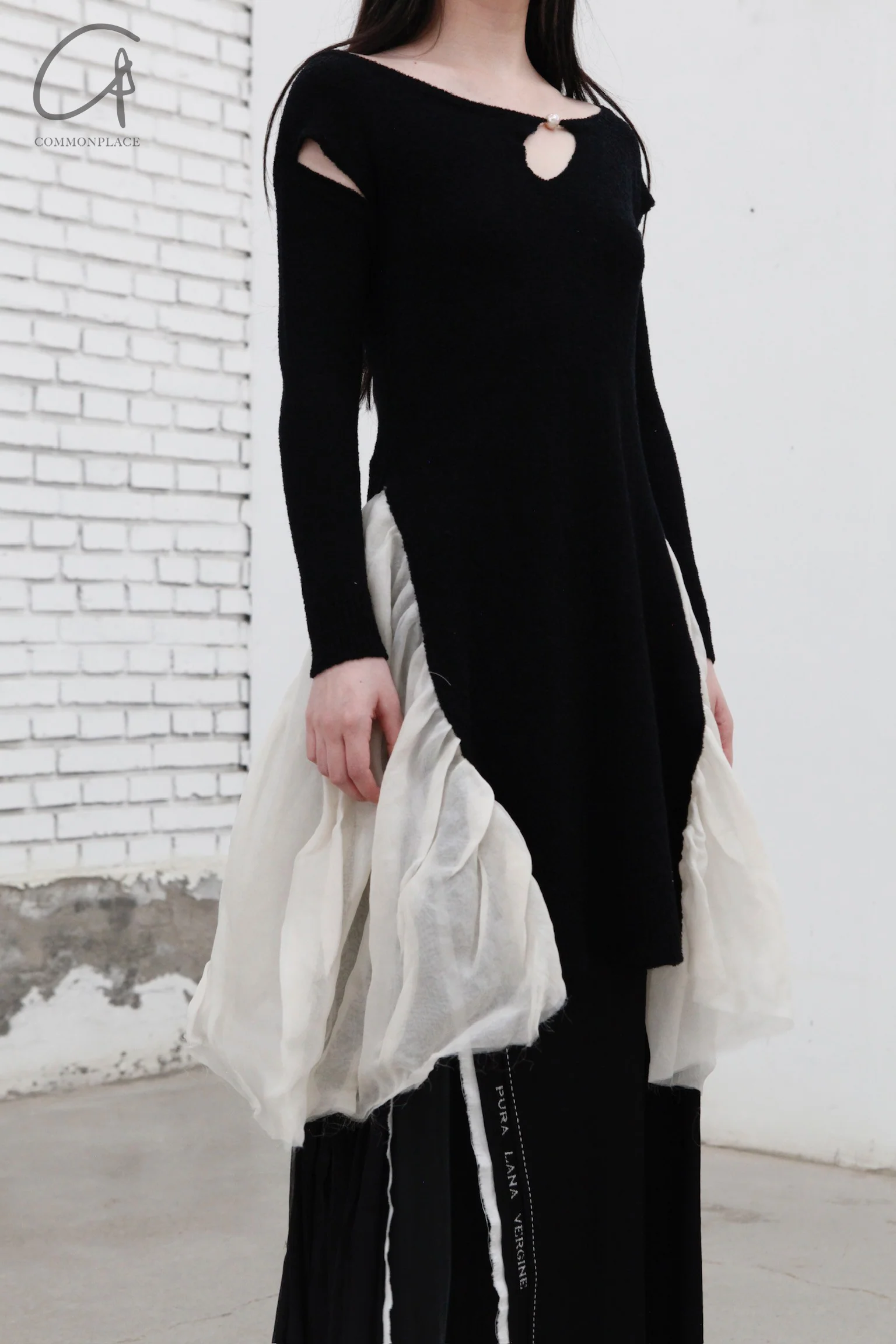 A Tentative Atelier Knit Split Organza Layered Dress A2223852 Black - Image 2
