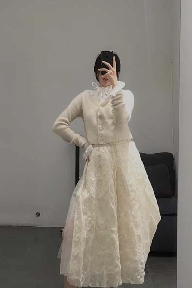 A Tentative Atelier Layered Skirt A2021573 - Image 4