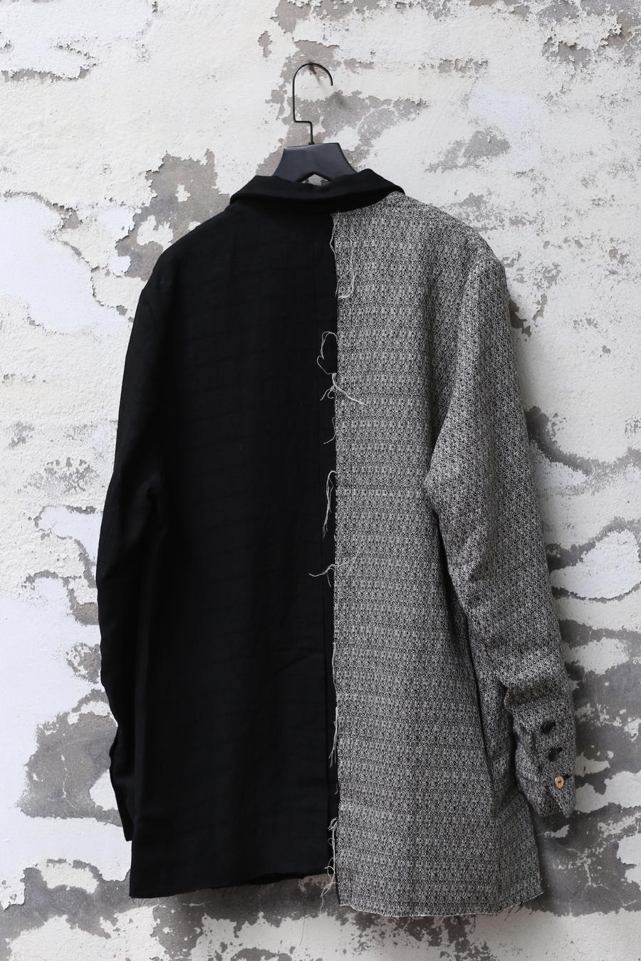 A Tentative Atelier Oversized Deconstructed Jacquard Jacket ATA-MA2323303-HEI - Image 9