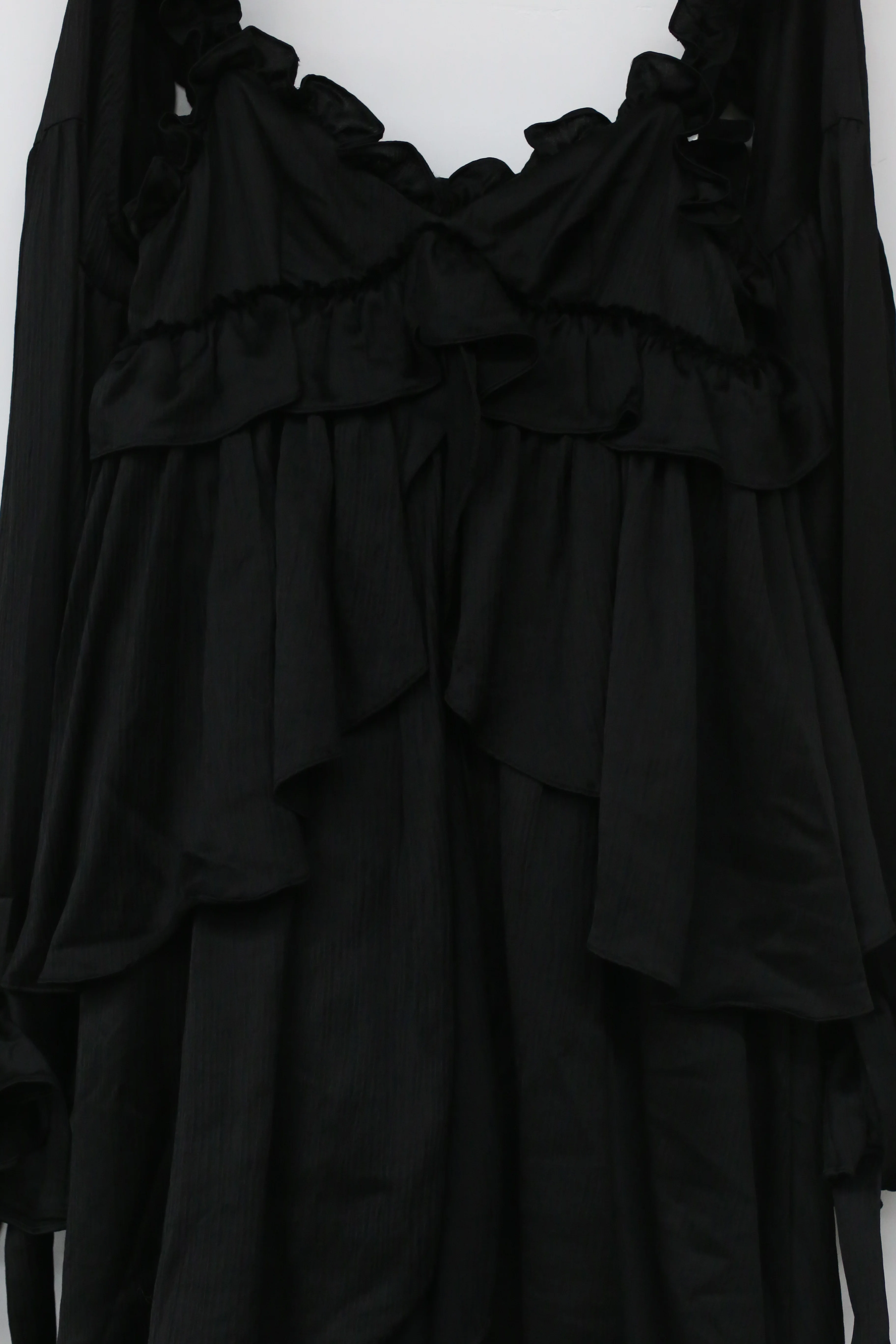 A Tentative Atelier ruffle layered dress A2122774 - Image 4