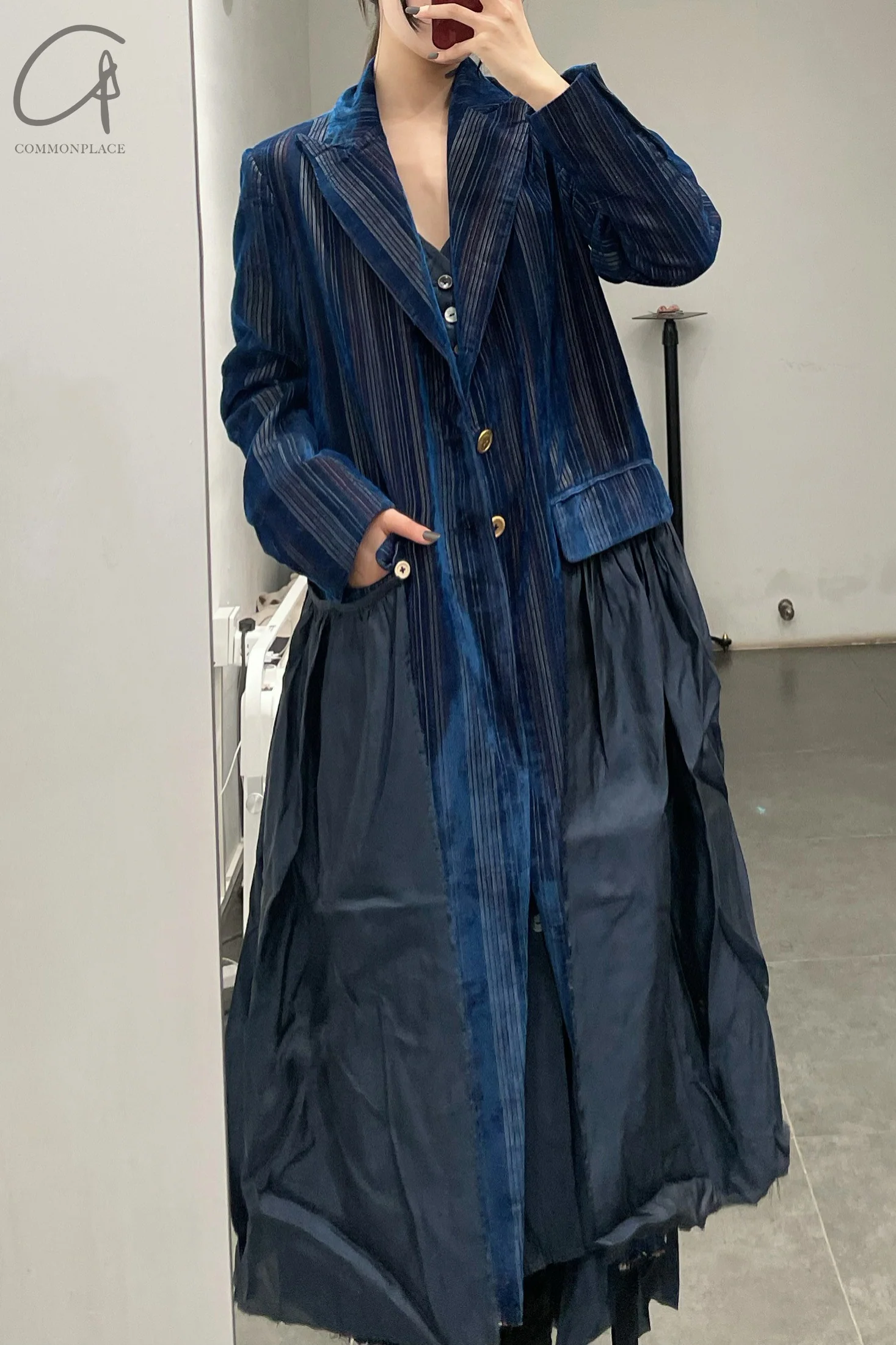 A Tentative Atelier velvet patch folded jacket A2223366B - Image 7