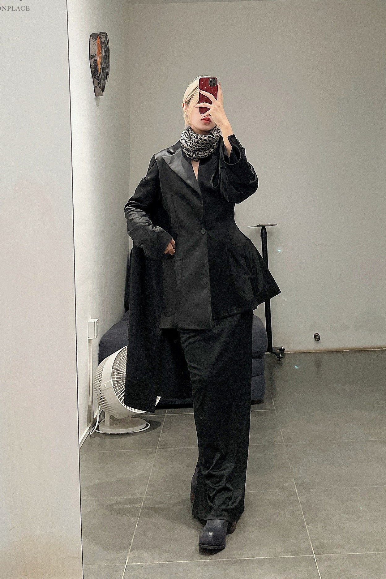 Aganovich (blazer) JK02 FEMME LAINE FROISSE - Image 26