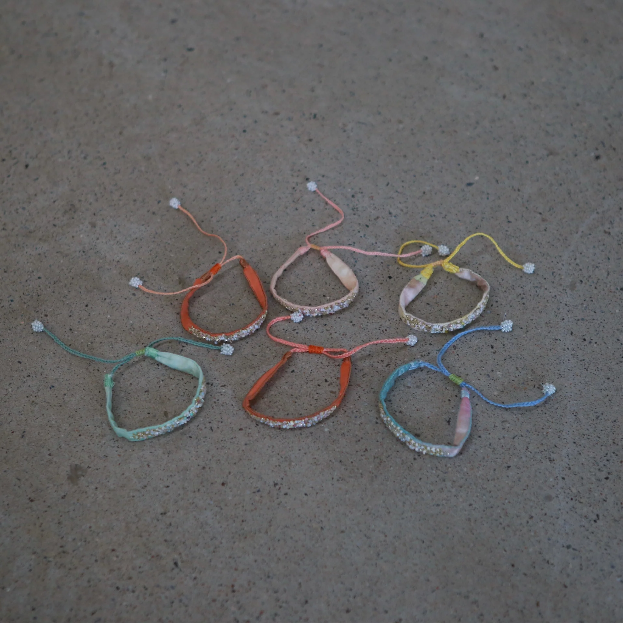 Antomoon silk and glass bead embroidered bracelet ATM-Antomoon-2-3-pastel palette (Antomoon-2-1) - Image 3