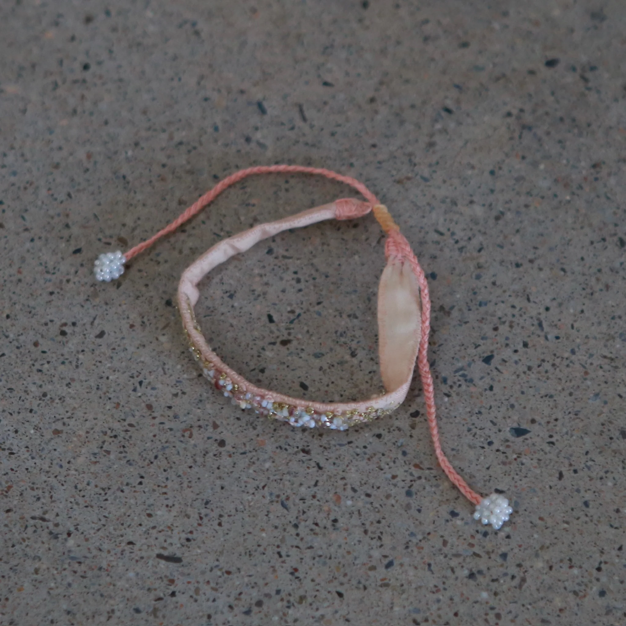 Antomoon silk and glass bead embroidered bracelet ATM-Antomoon-2-5-pastel palette (Antomoon-2-1)