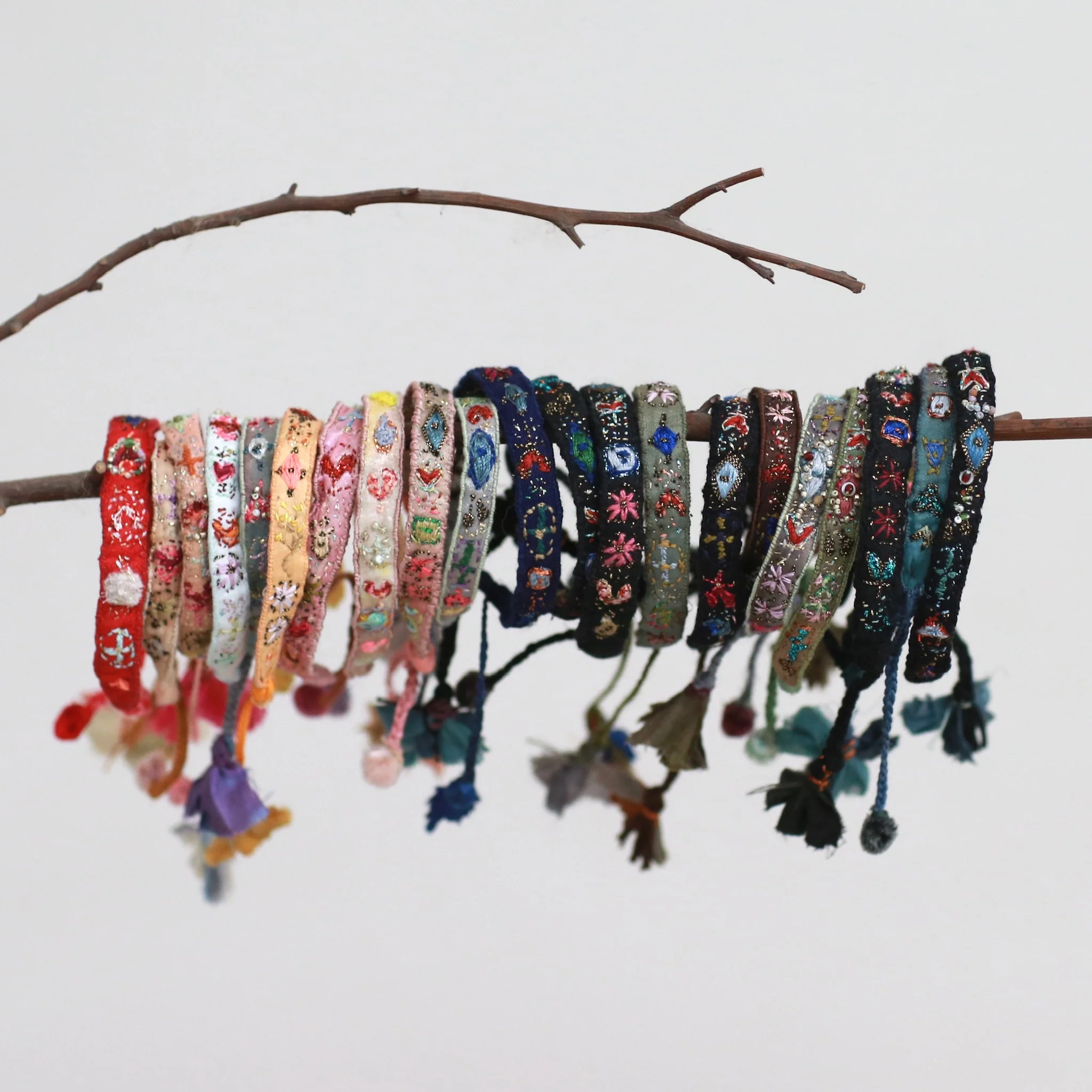 Antomoon Silk Embroidery Bracelet ATM-Antomoon-1-2-pastel palette (Antomoon-1-1) - Image 4
