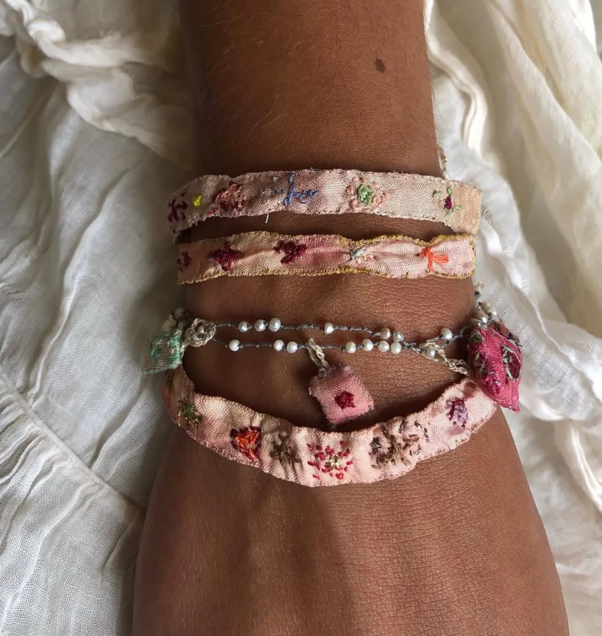 Antomoon Silk Embroidery Bracelet ATM-Antomoon-1-2-pastel palette (Antomoon-1-1) - Image 9
