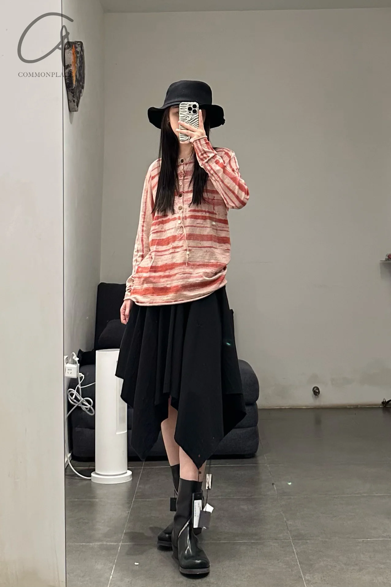 Archivio J.M.Ribot Hand -painted T -shirt TS09/NY - Image 9