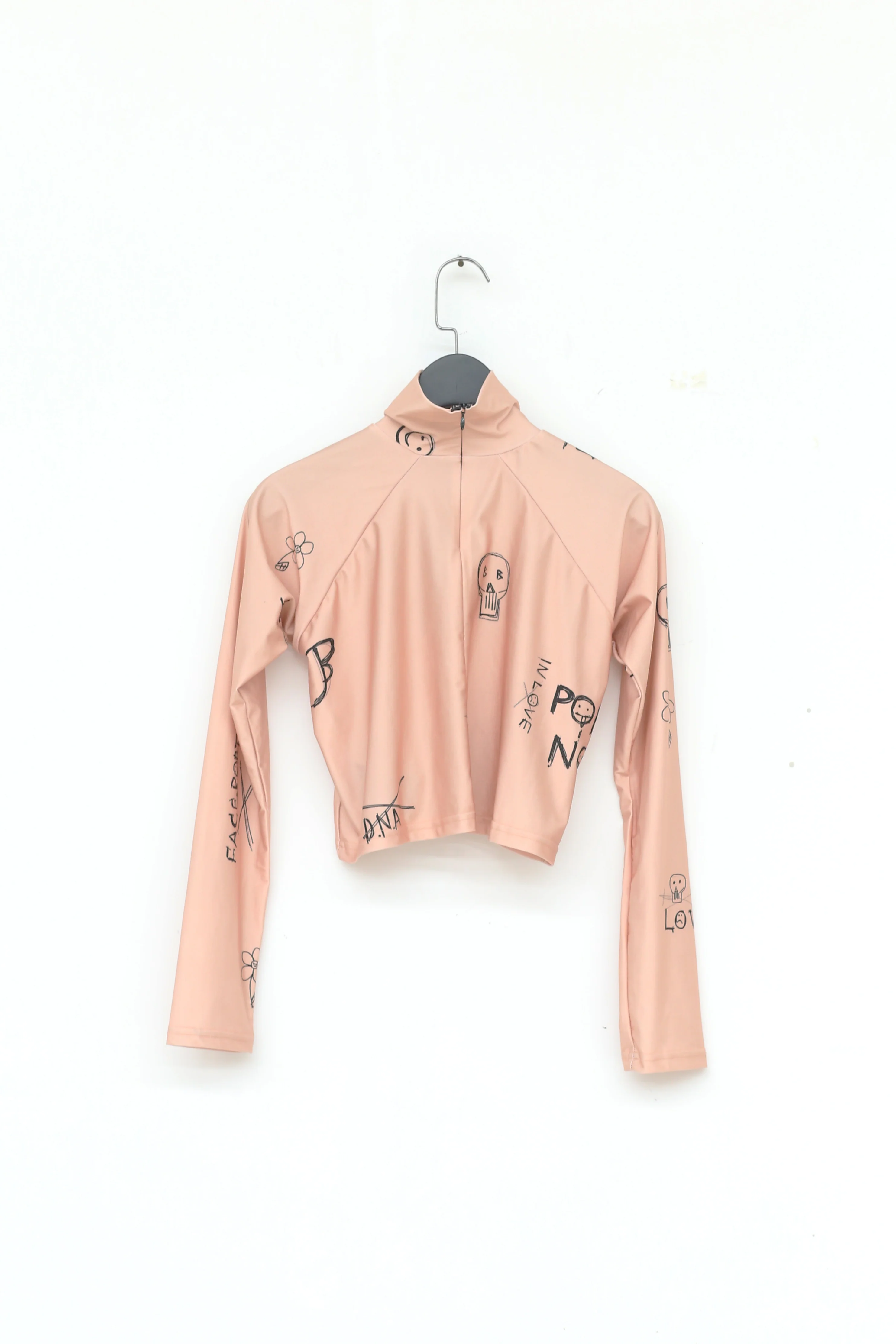 Area by barbara bologna crop top LYS-37B - Image 9