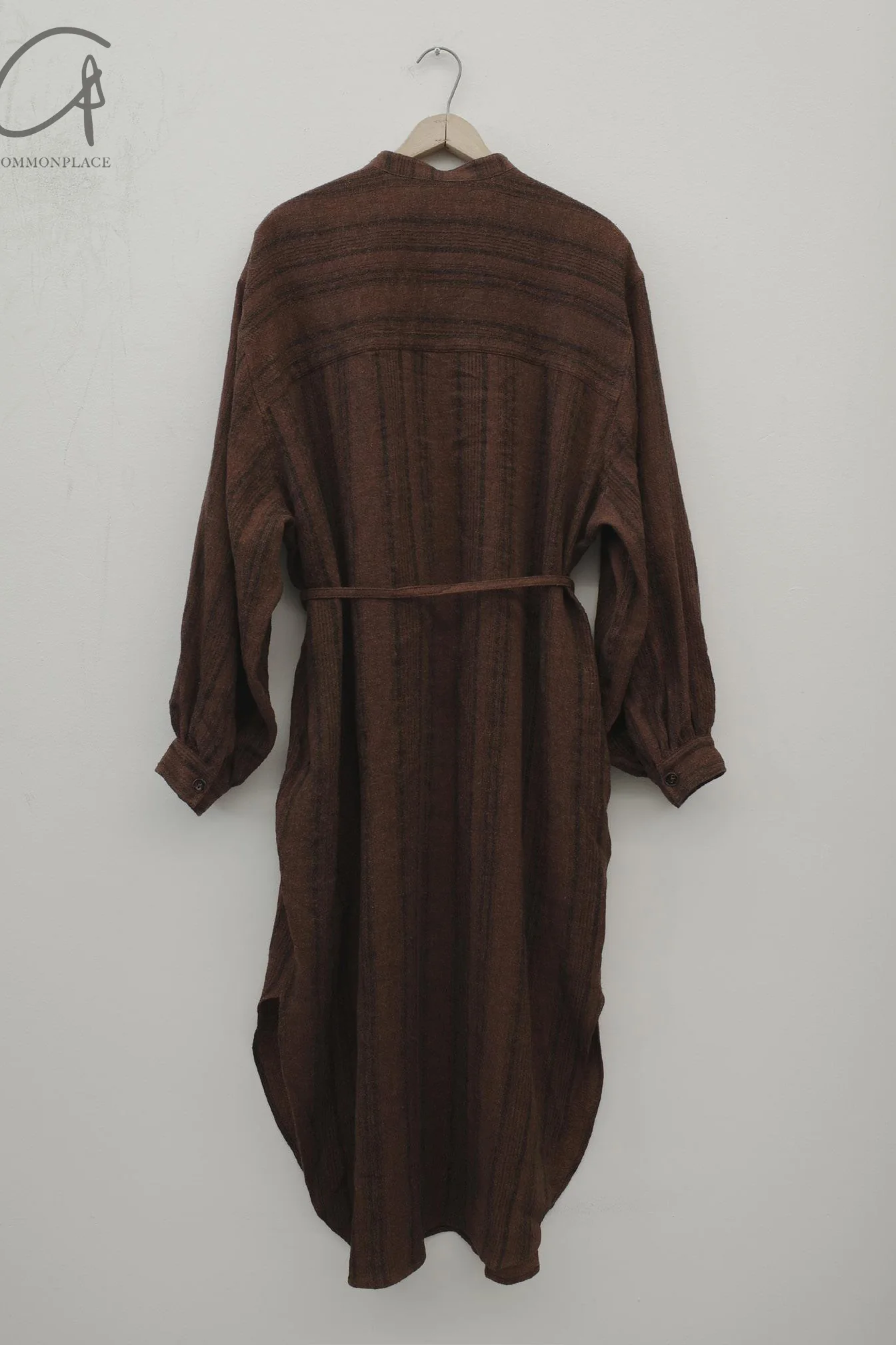 AVIVA JIFEI XUE 24 Autumn and Winter Linen Silk Striped Stand Collar Shirt Dress AJX-FW24-SCSD-ULSS-HPTW Amber Stripes - Image 6