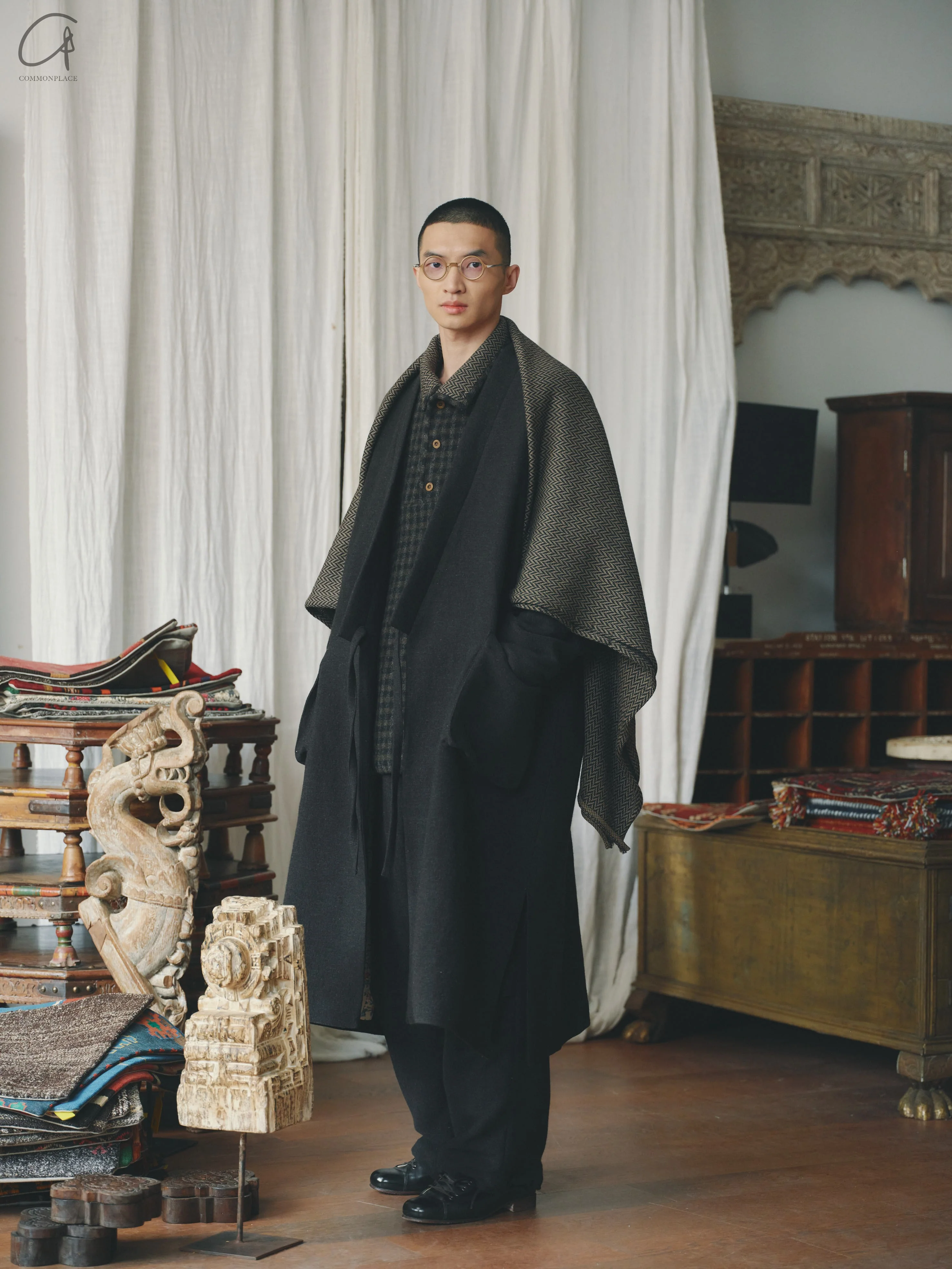 AVIVA JIFEI XUE 24 Autumn and Winter Sage V-Shaped Wool Oversized Blanket Scarf AJX-FW24-OBS-SCWK-KW Coffee Pattern - Image 9