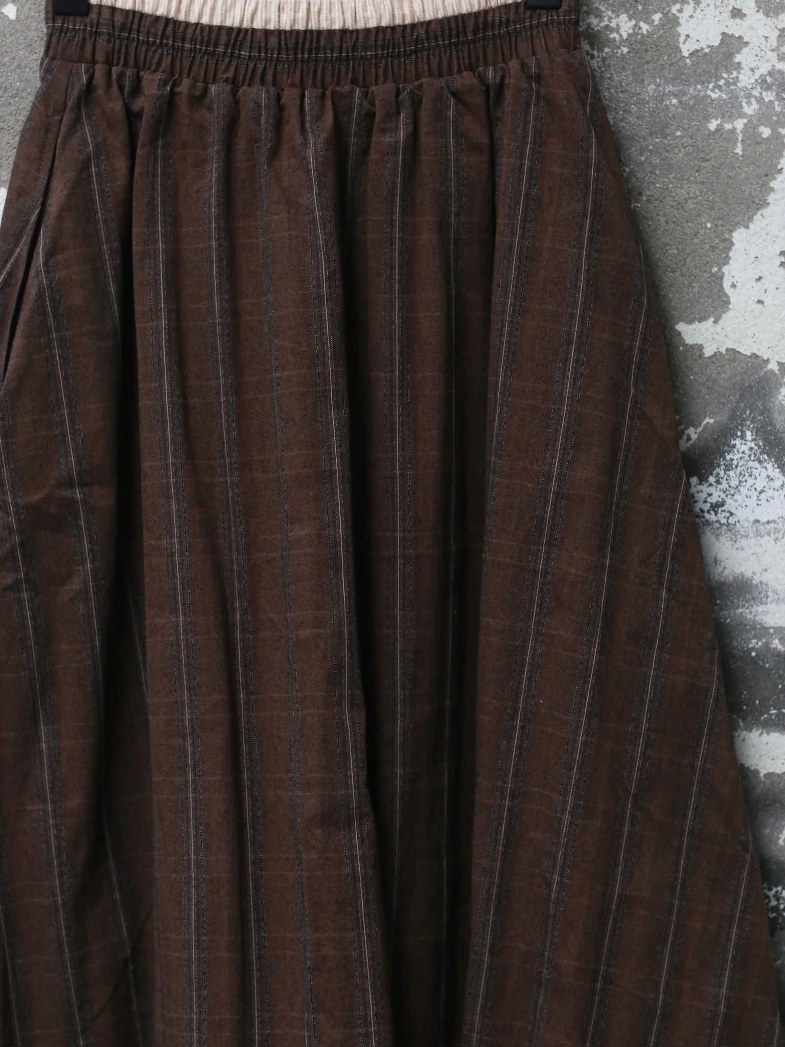 AVIVA JIFEI XUE 25 Autumn and Winter Simple Shirt/Layered Balloon Skirt AJX-FW25-LBS-USCT-Umber Stripe Skirt (FW25-ES) - Image 3