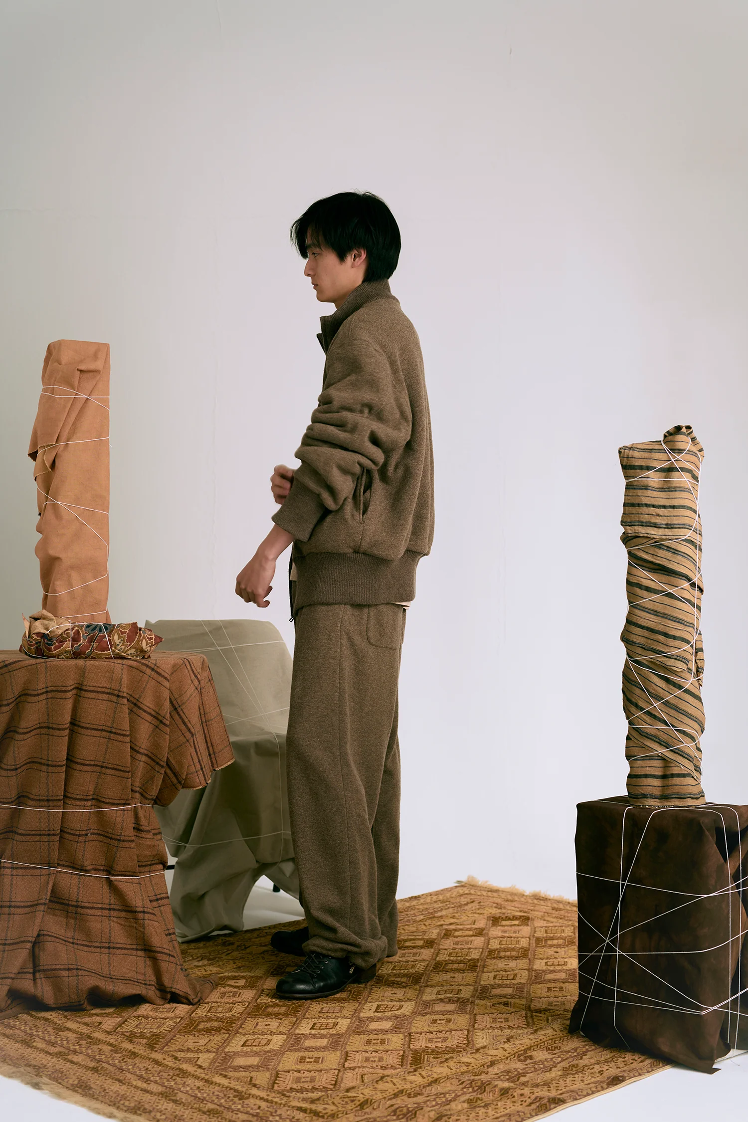 AVIVA JIFEI XUE 25 Autumn/Winter Knit Elastic Jacket/Drawstring Pants AJX-FW25-DSP-NBWHK-Natural Beige Pants (FW25-DKB-NBWHK) - Image 9