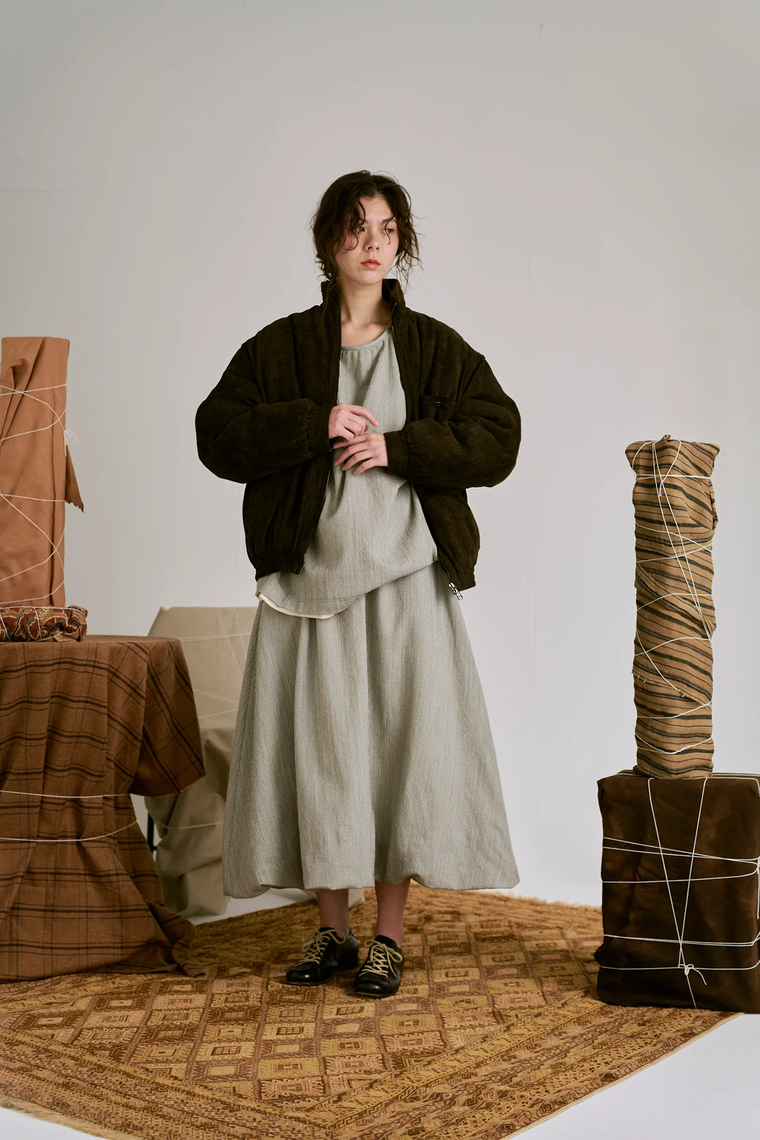 AVIVA JIFEI XUE 25 Autumn/Winter Padded Vest Jacket AJX-FW25-PTB-CL-Carob - Image 7
