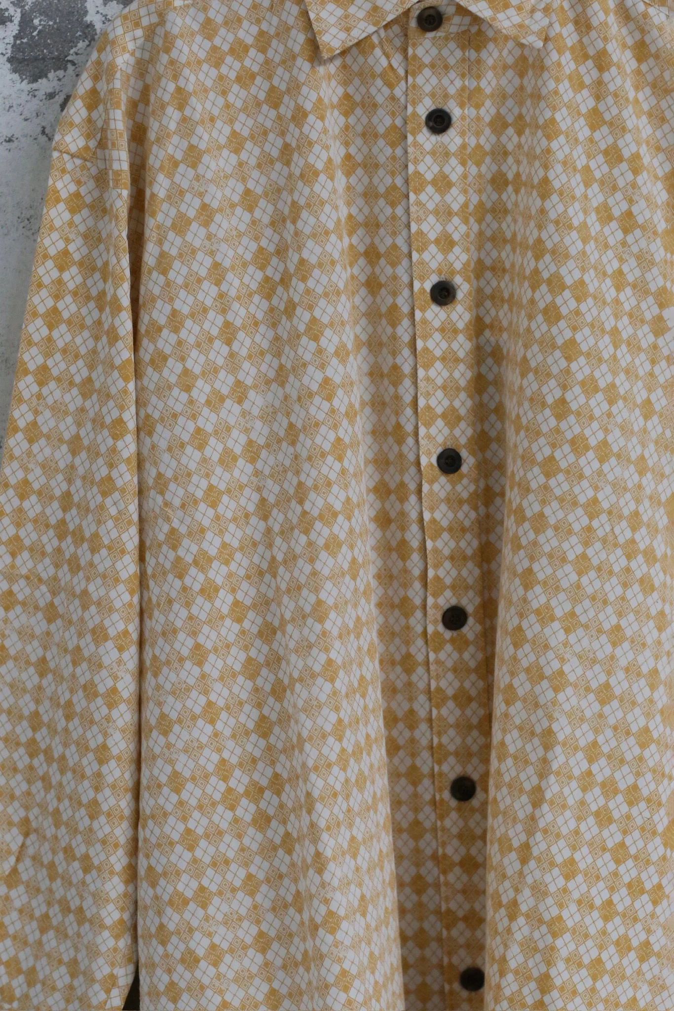 Aviva Jifei Xue 26SS Shirt AJX-SS26-GS-CYHAP-JHXX (Chrysanthemum Yellow Herat Argyle Print) - Image 2