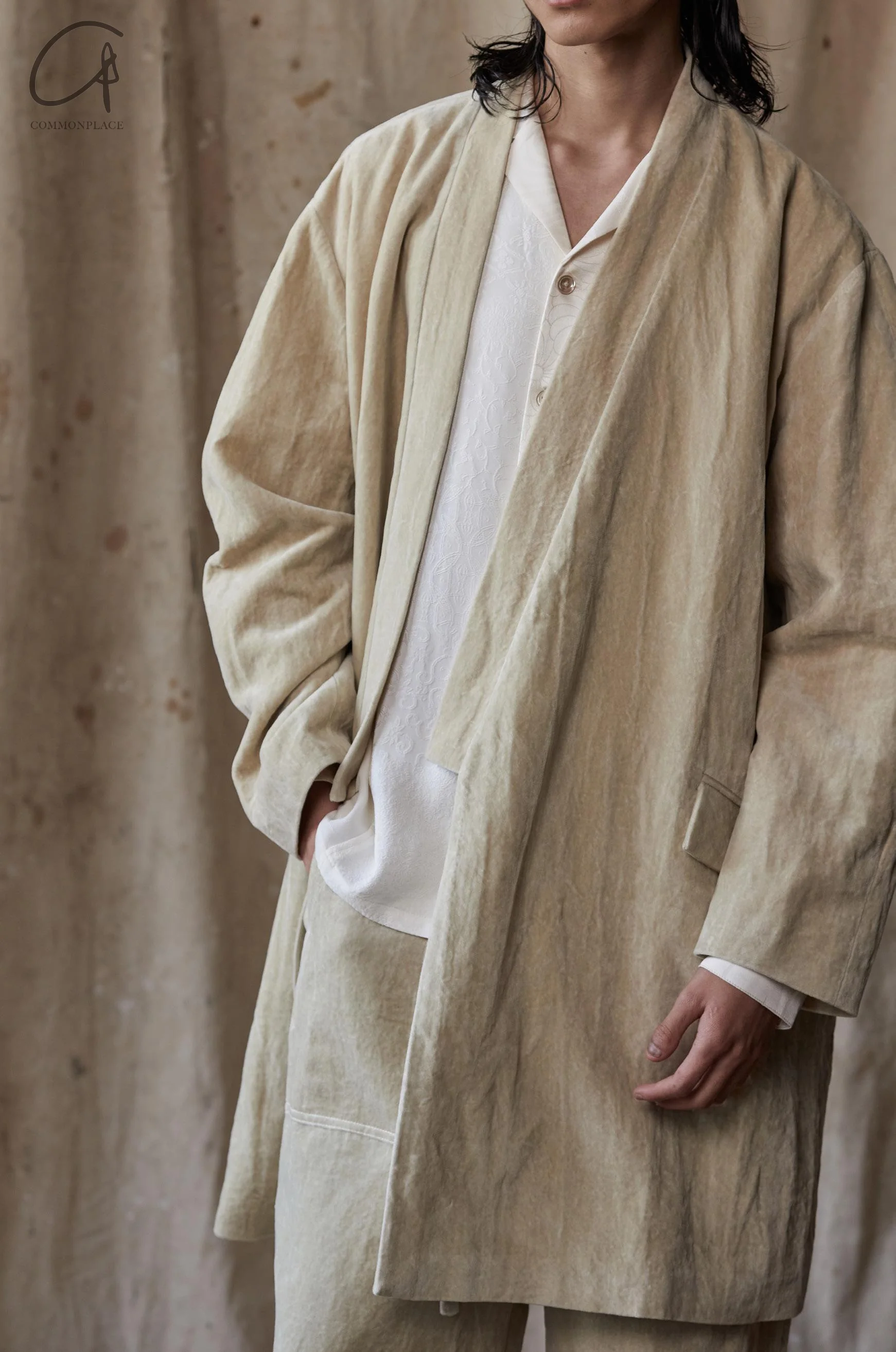 AVIVA JIFEI XUE Beige velvet mid-length kimono jacket FW23-KJM-BE - Image 13