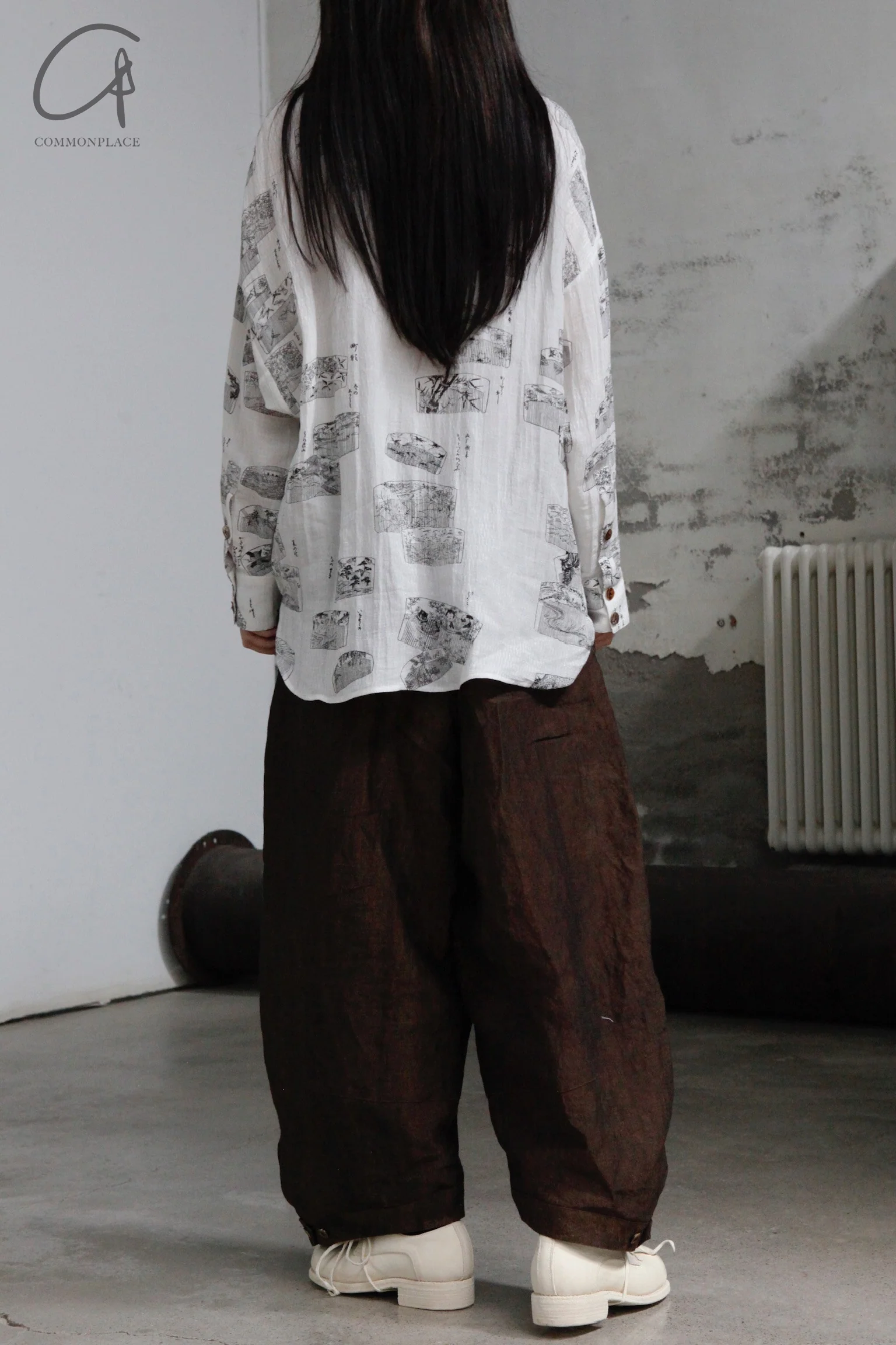 Aviva Jifei Xue cocoon wide-leg pants SS23-CWLP2-ACP bronze color - Image 14