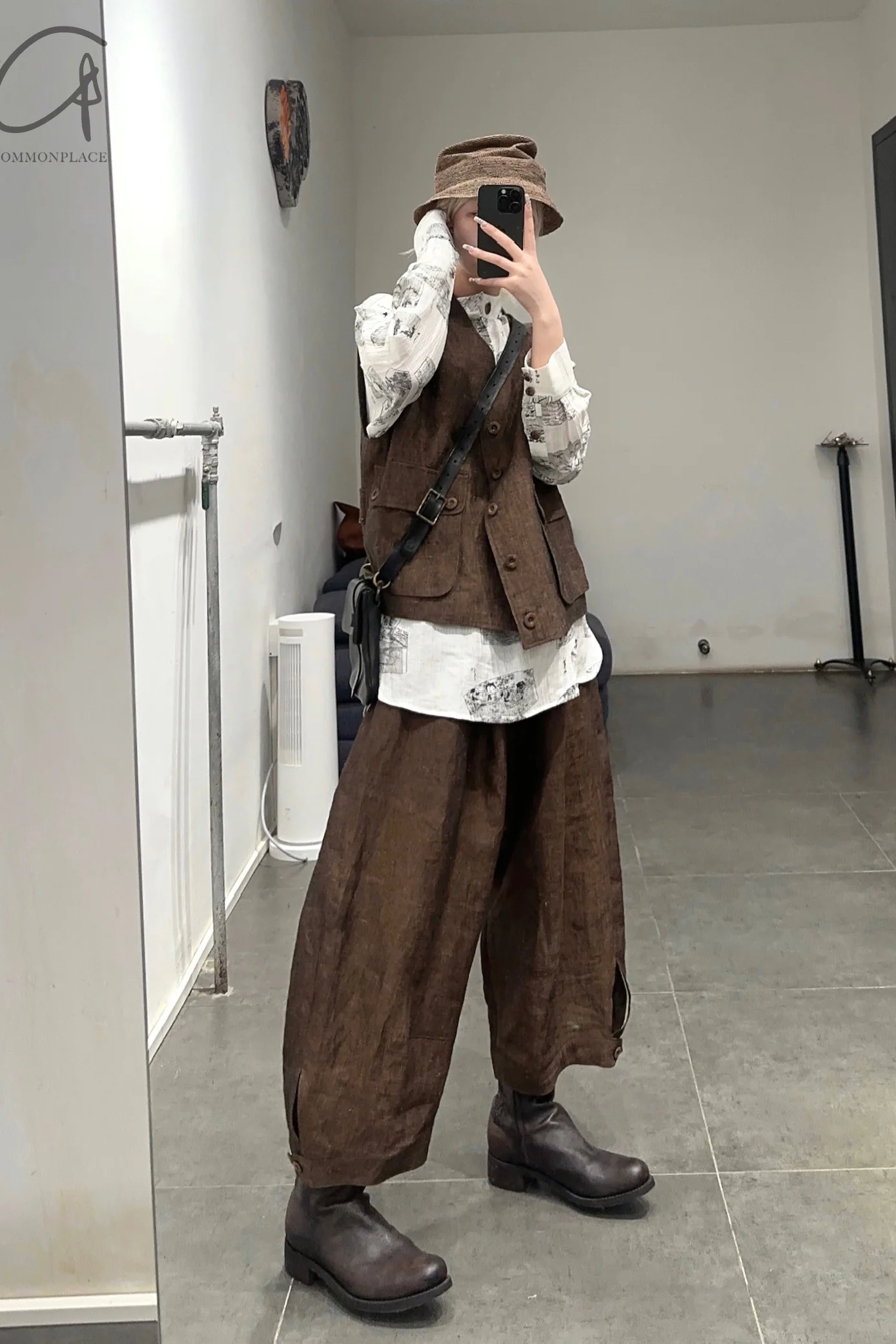 Aviva Jifei Xue cocoon wide-leg pants SS23-CWLP2-ACP bronze color - Image 27