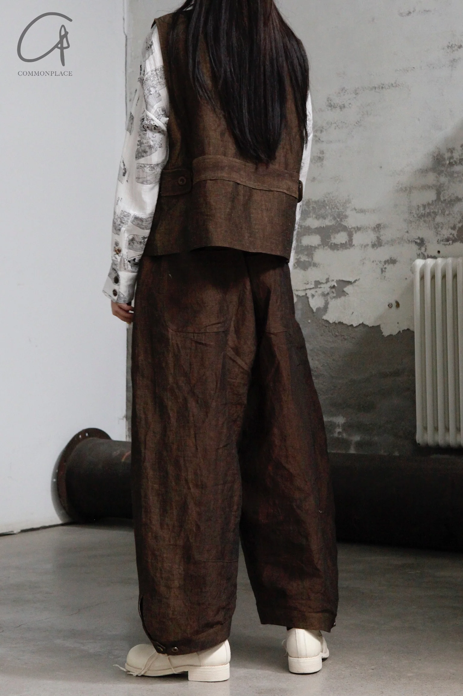 Aviva Jifei Xue cocoon wide-leg pants SS23-CWLP2-ACP bronze color - Image 5