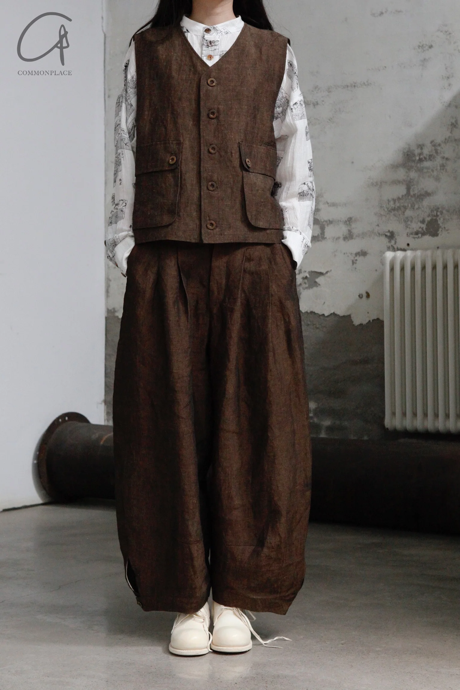 Aviva Jifei Xue single buckle vest SS23-SBCV-ACP bronze color PAJX3 - Image 15