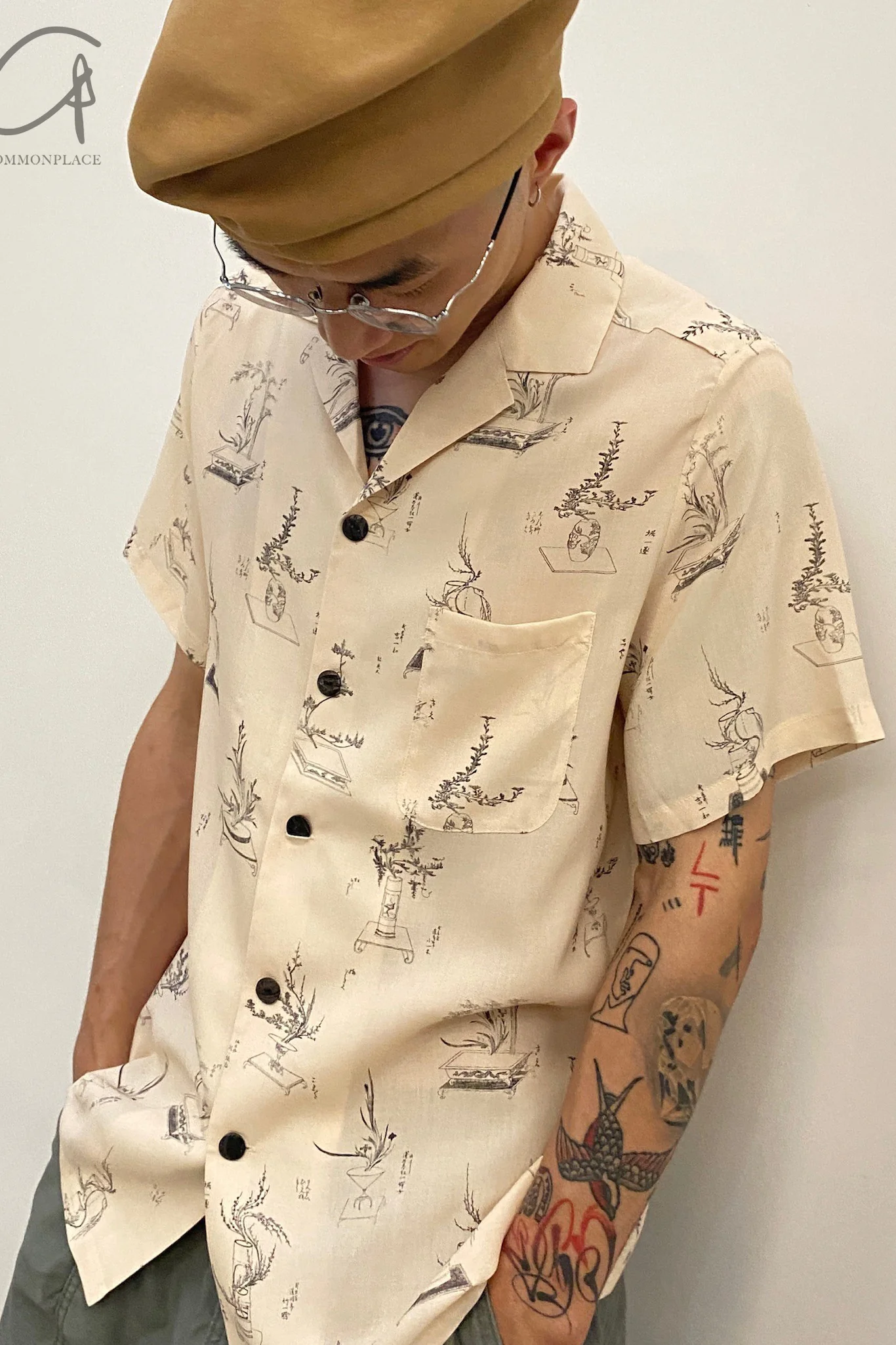 AVIVA JIFEI XUE Vintage Flower Arrangement Book Short Sleeve Shirt A21-PSS - Image 13
