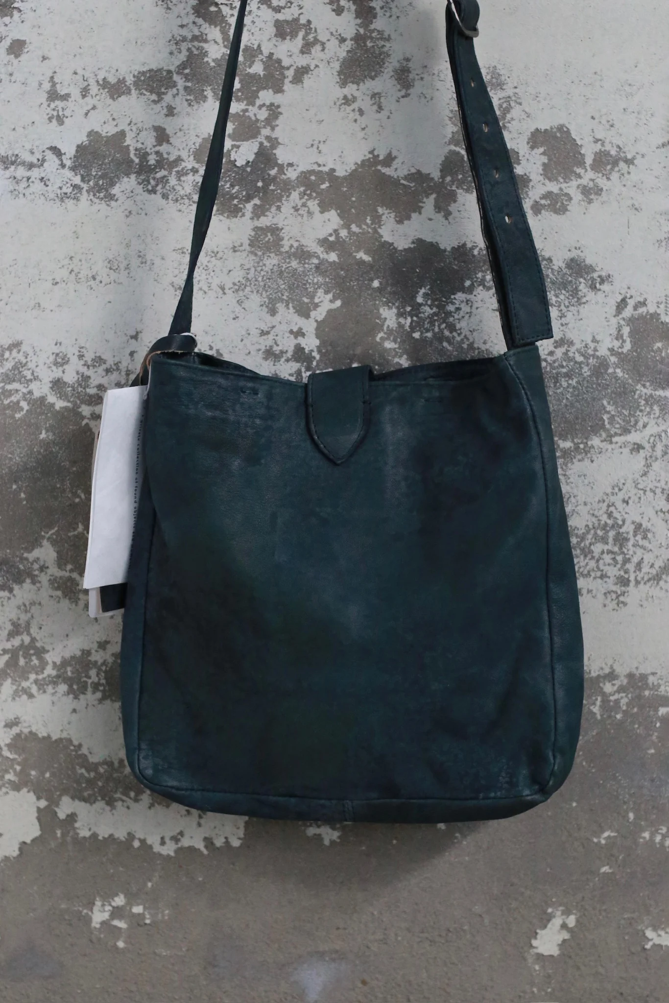 AVIVA JIFEI XUE X Tagliovivo Collaboration 2025 Autumn/Winter Crossbody Bag, Craftsman AJX-CROSSBODY S-BASILISK - Image 3
