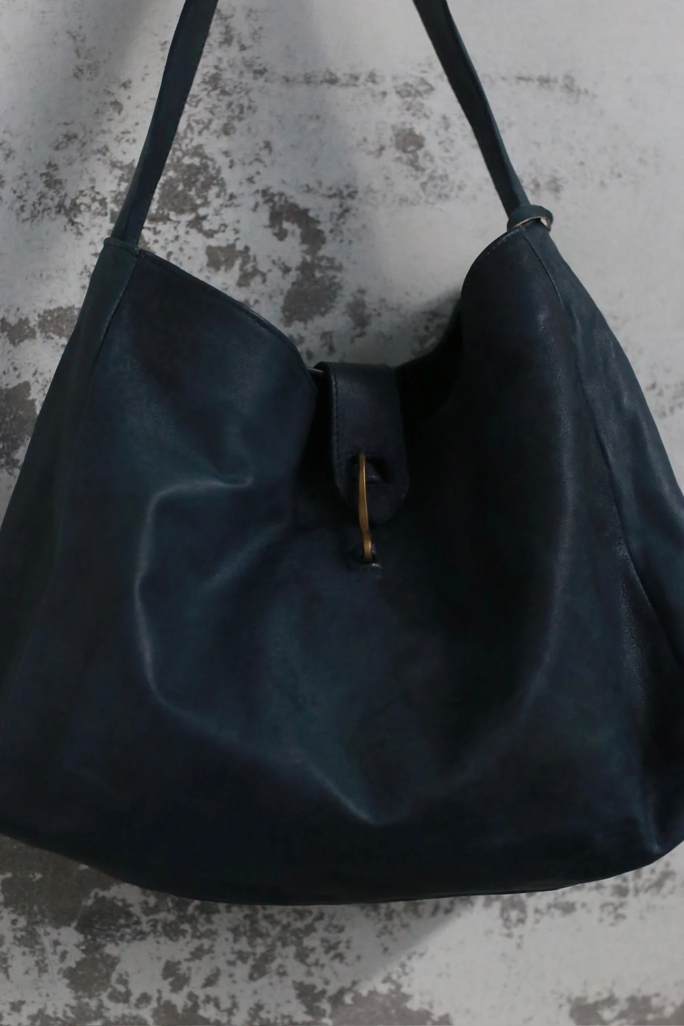 AVIVA JIFEI XUE X Tagliovivo Collaboration 2025 Autumn/Winter Handbag, Crafted by AJX-TOTE H.D.LAMBSKIN/BRASS-BASILISK - Image 2