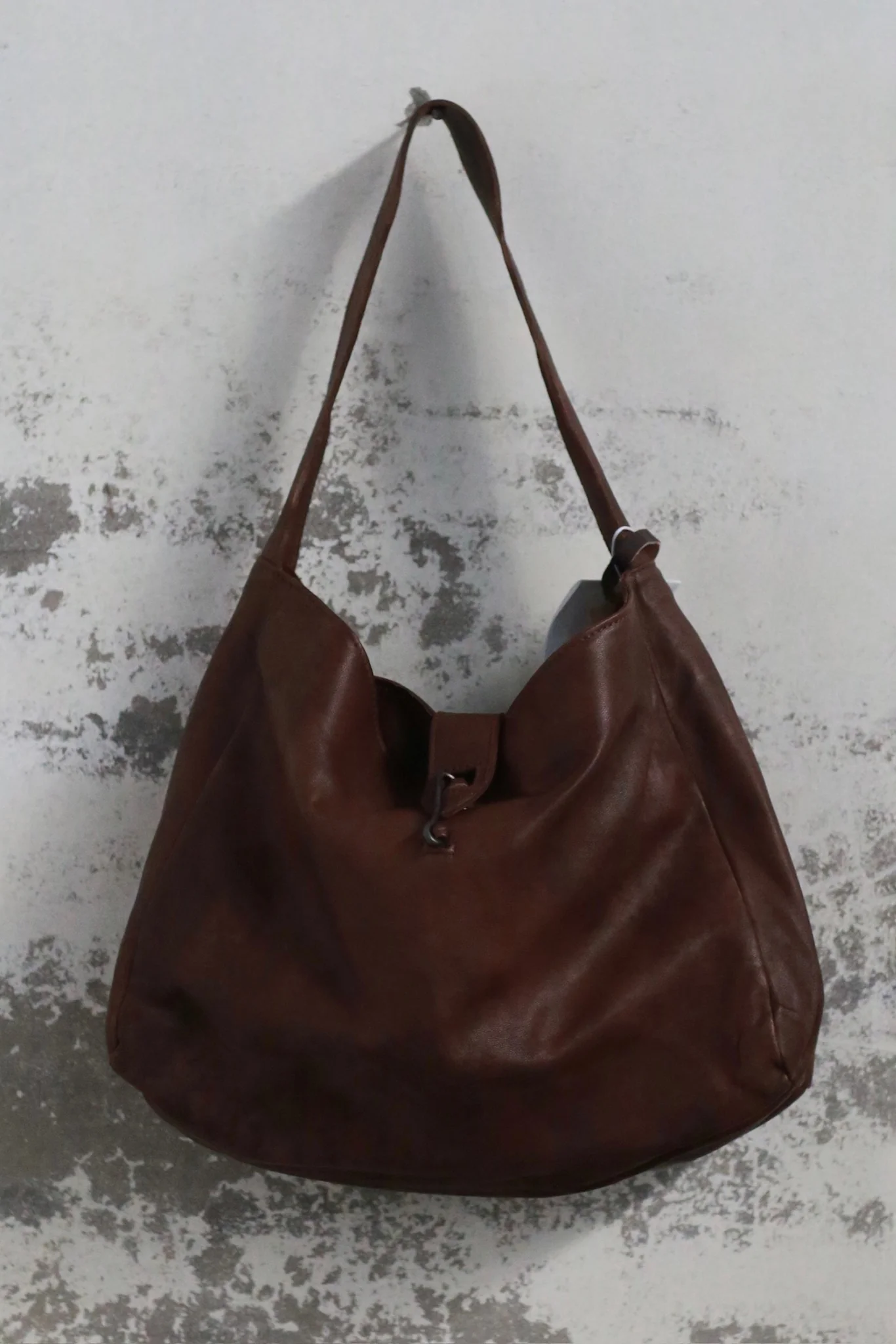 AVIVA JIFEI XUE X Tagliovivo Collaboration 2025 Autumn/Winter Handbag, Crafted by AJX-TOTE H.D.LAMBSKIN/IRON-UMBER