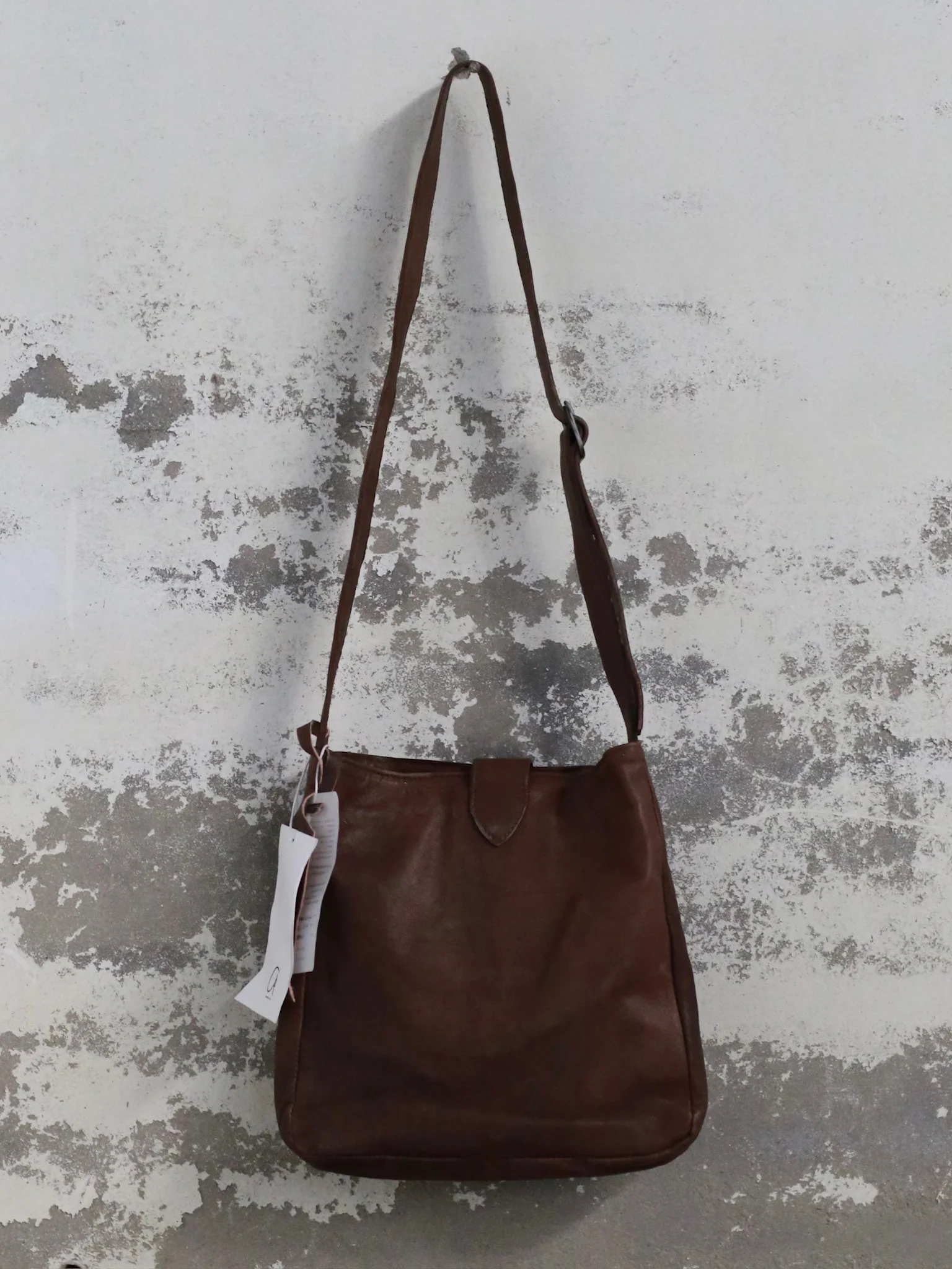 AVIVA JIFEI XUE X Tagliovivo Collaboration 2025 Fall/Winter Crossbody Bag, Craftsman AJX-CROSSBODY S-UMBER - Image 4