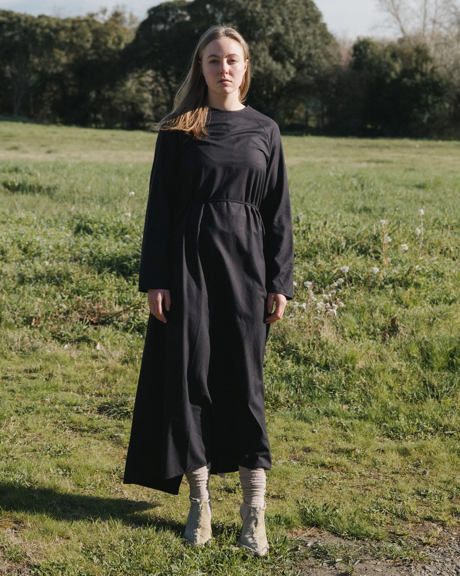 BASERANGE 25 Autumn/Winter Long-Sleeved Apron, Portugal, BAS-DRLSA-WS-WI25-Black - Image 6
