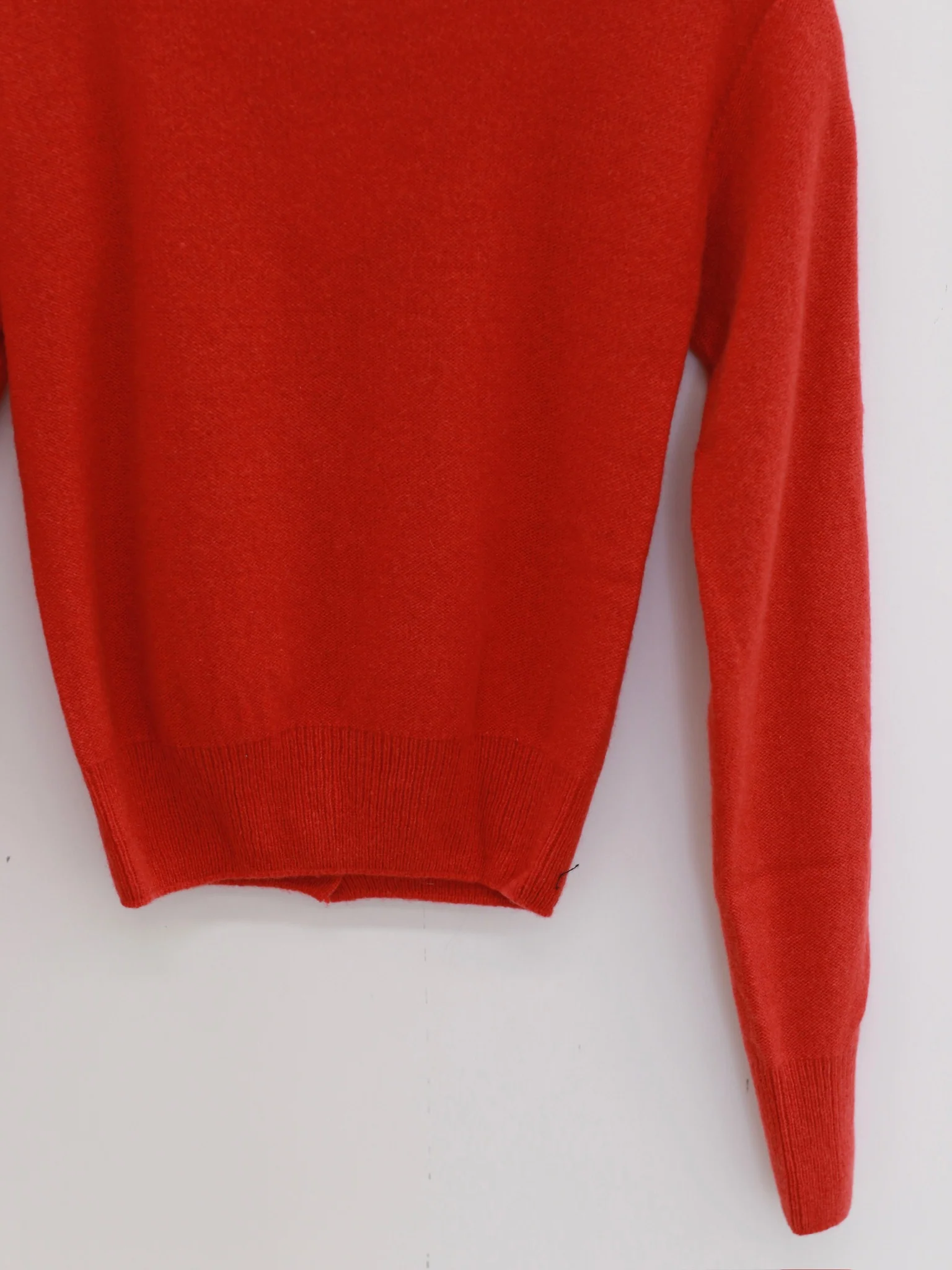 BASERANGE 25 Autumn/Winter TIER CARDIGAN Animal Print Knit Cardigan France BAS-PUTC-RC-AU25-MELOGRANO RED - Image 3