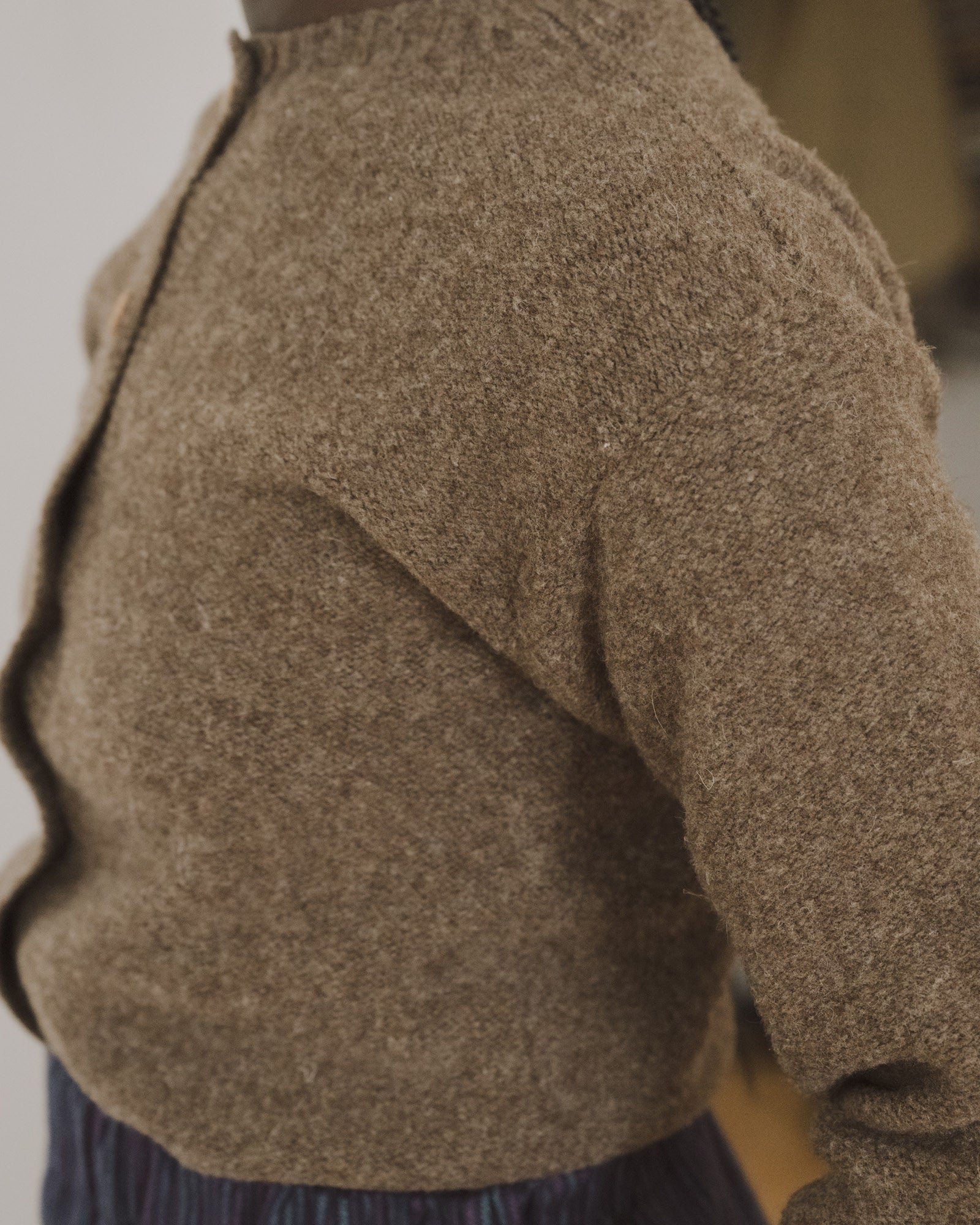 BASERANGE 25 Fall/Winter TIER CARDIGAN Animal Print Knit Cardigan, France. BAS-PUTC-MW-WI25-BUREL BROWN (PUTC) - Image 3