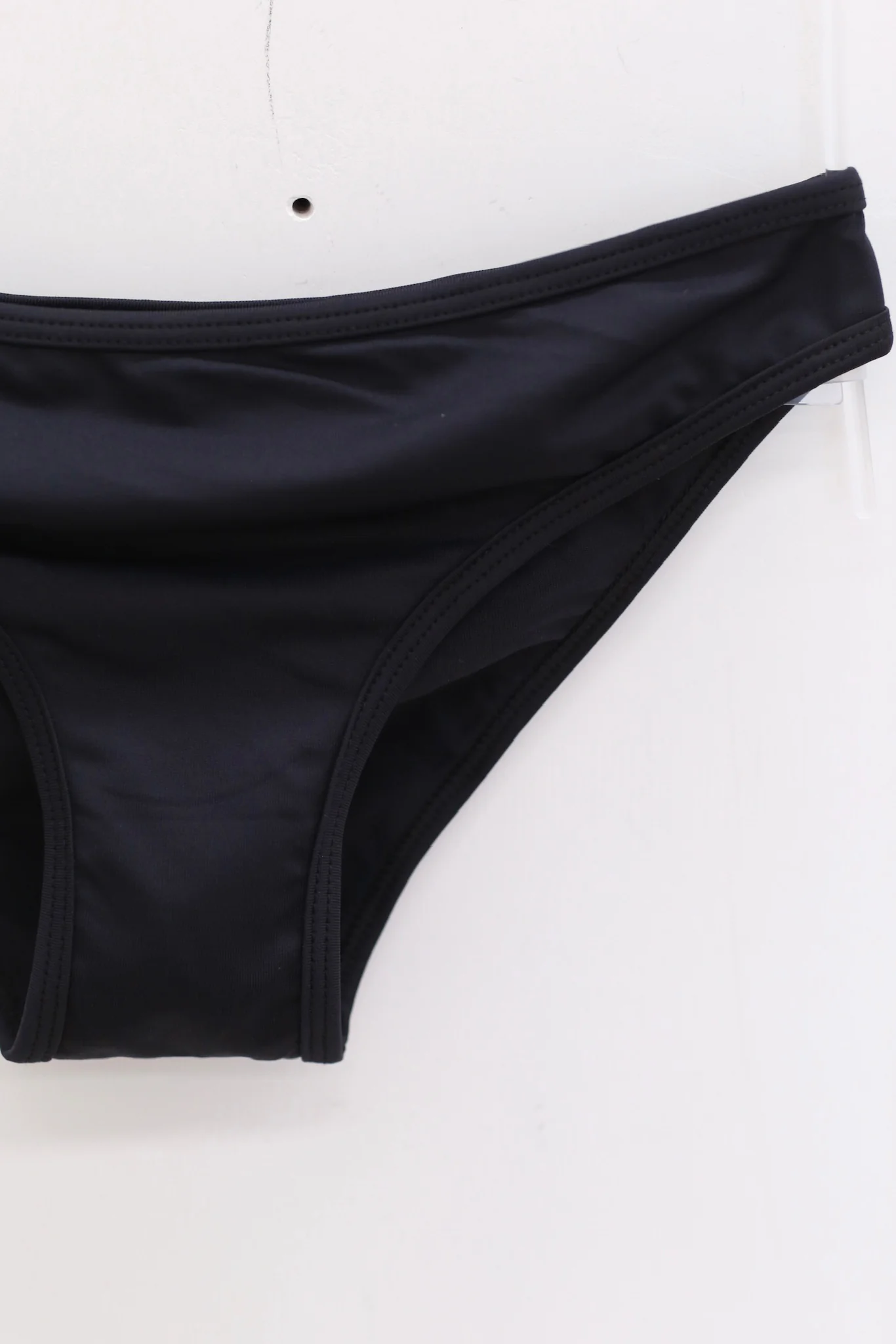 BASERANGE 25 Spring/Summer Heart Shaped Swim Trunks Portugal BAS-SWHSP-PA-SU25-Black - Image 2