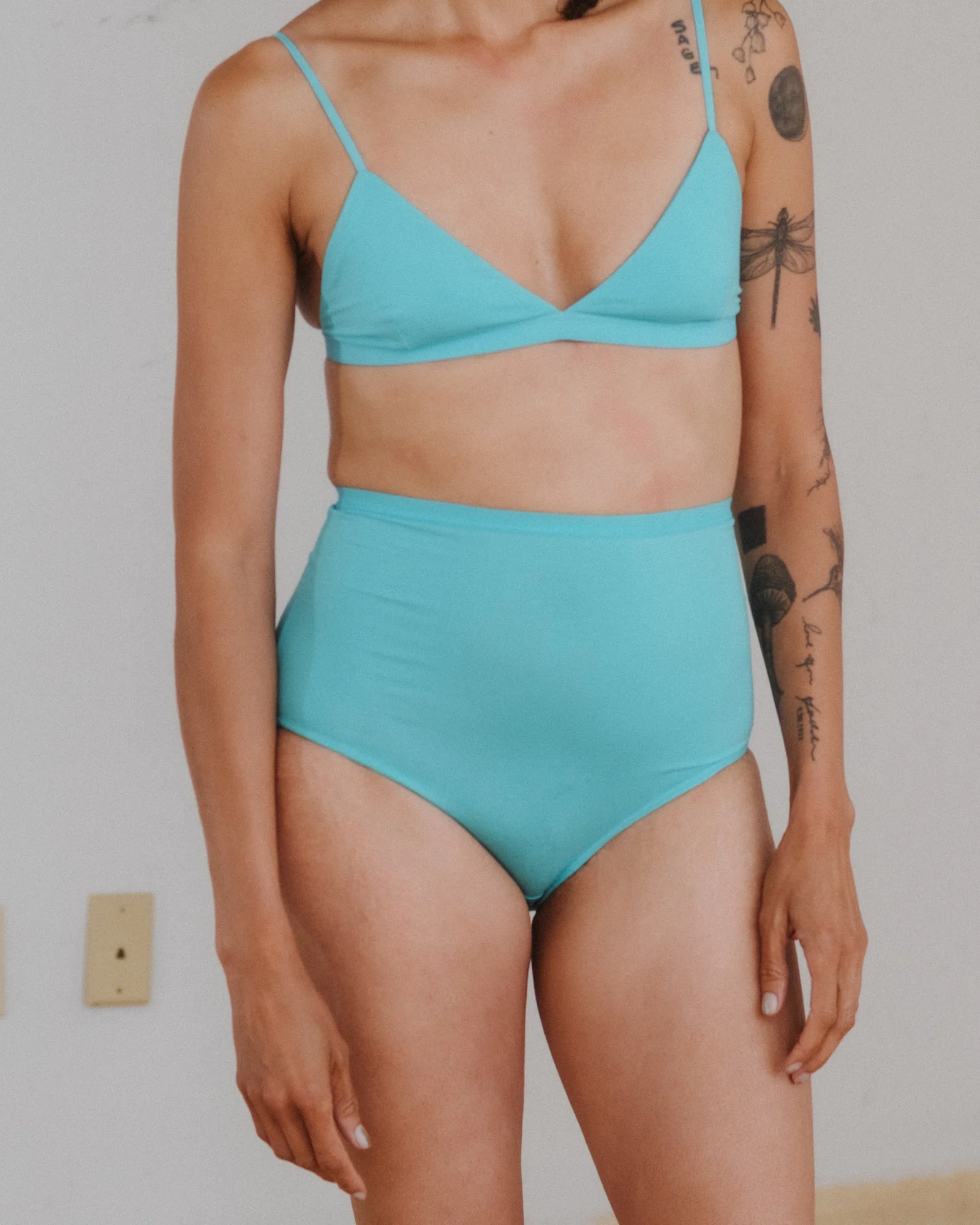 BASERANGE Bamboo fiber high waist flared briefs France BAS-UNHW-BL-SP25-CHARLES TURQUOISE - Image 6