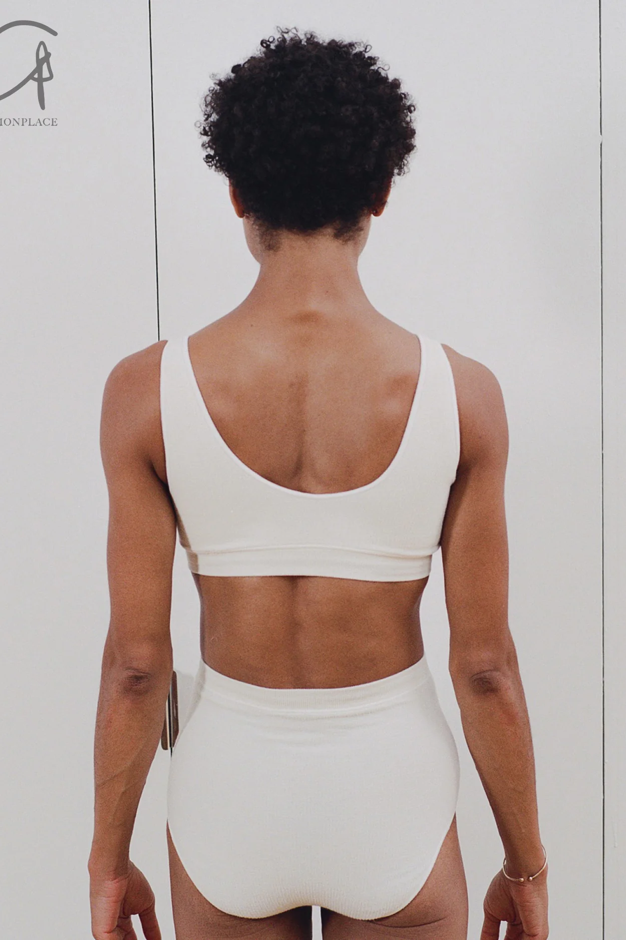 BASERANGE Bra SEAIB Off-White - Image 7