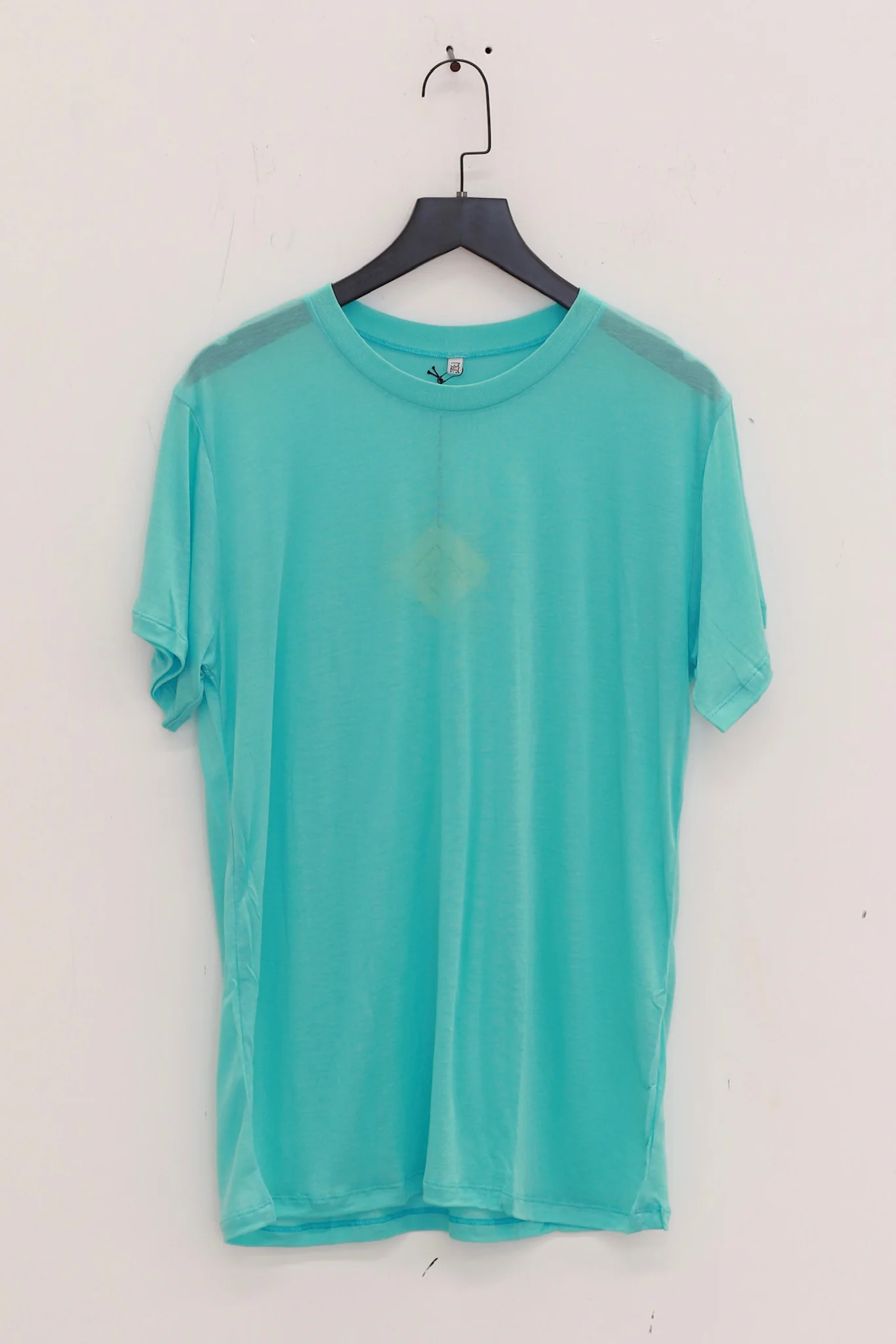 BASERANGE Classic Bamboo Fiber and Cotton Slim Fit T-shirt Series Collection Round Neck Bottoming Shirt France BAS-TOCT-BL-SP25-CHARLES TURQUOISE