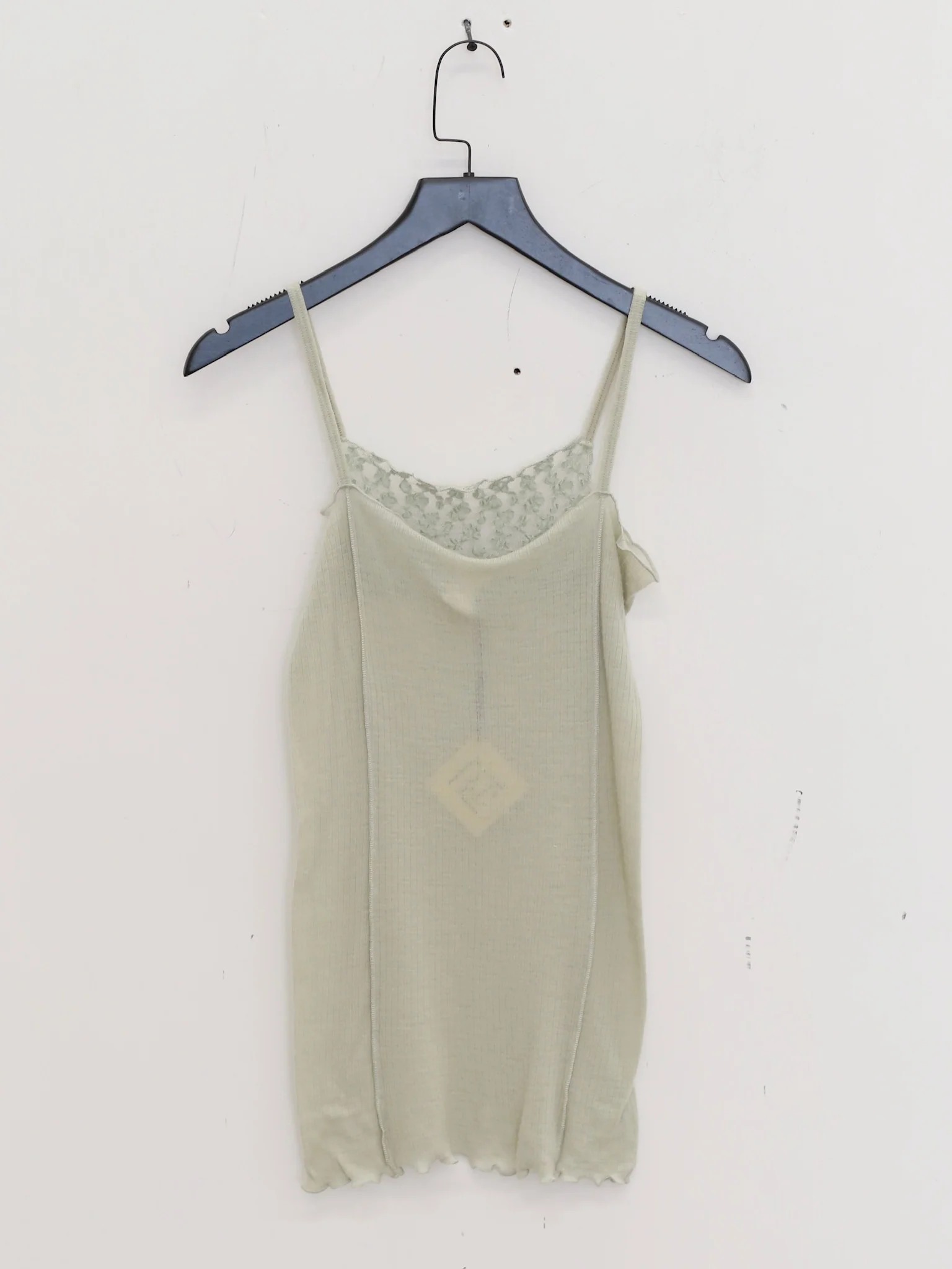 BASERANGE Fall/Winter 2025 Patchwork Lace Camisole Top, France BAS-TTOMK-WR-WI25-BRUN GREEN - Image 4