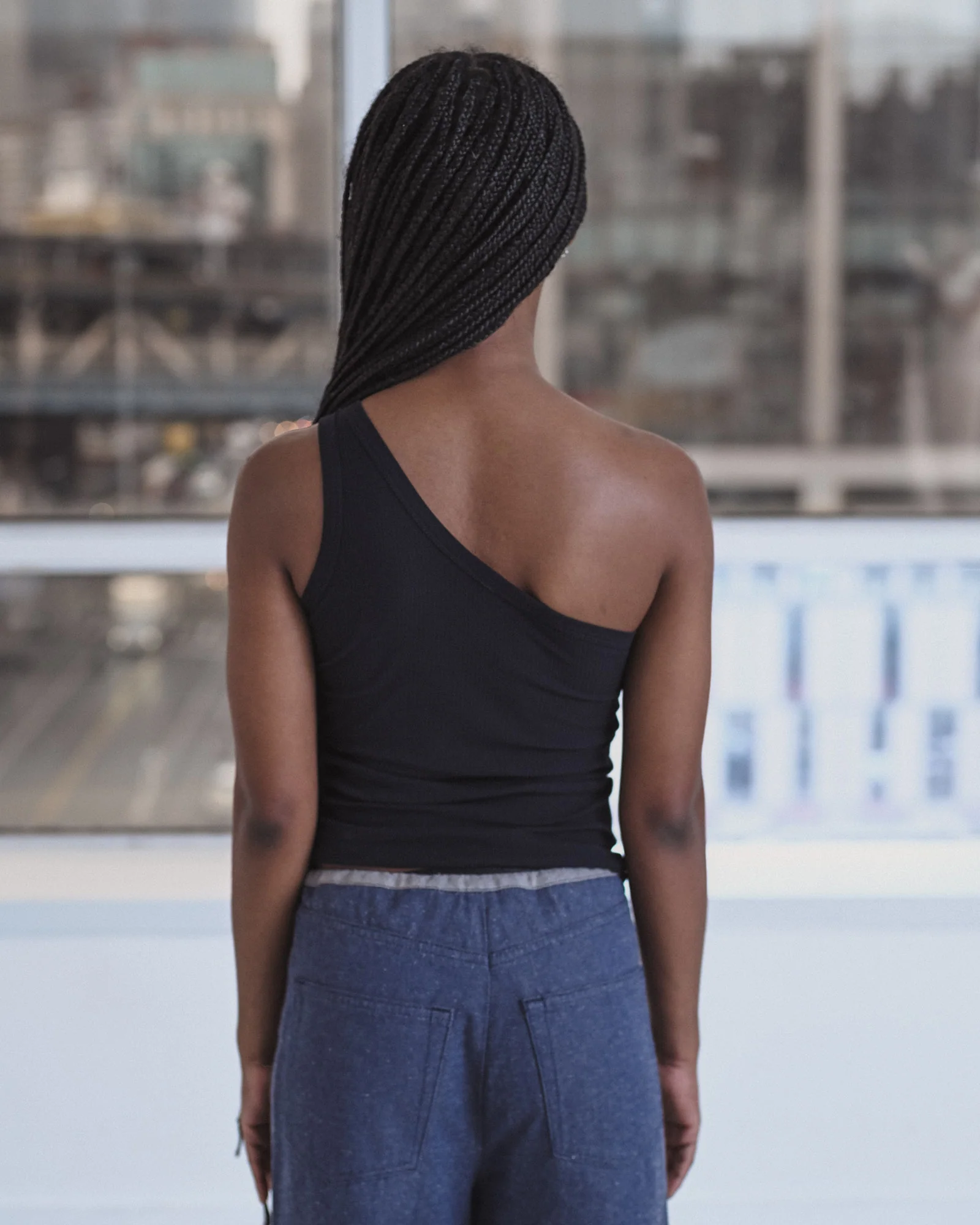 BASERANGE Fall/Winter 2025 SPECK TOP asymmetrical tank top BAS-TTSP-CR-AU25-MURANO NAVY - Image 8